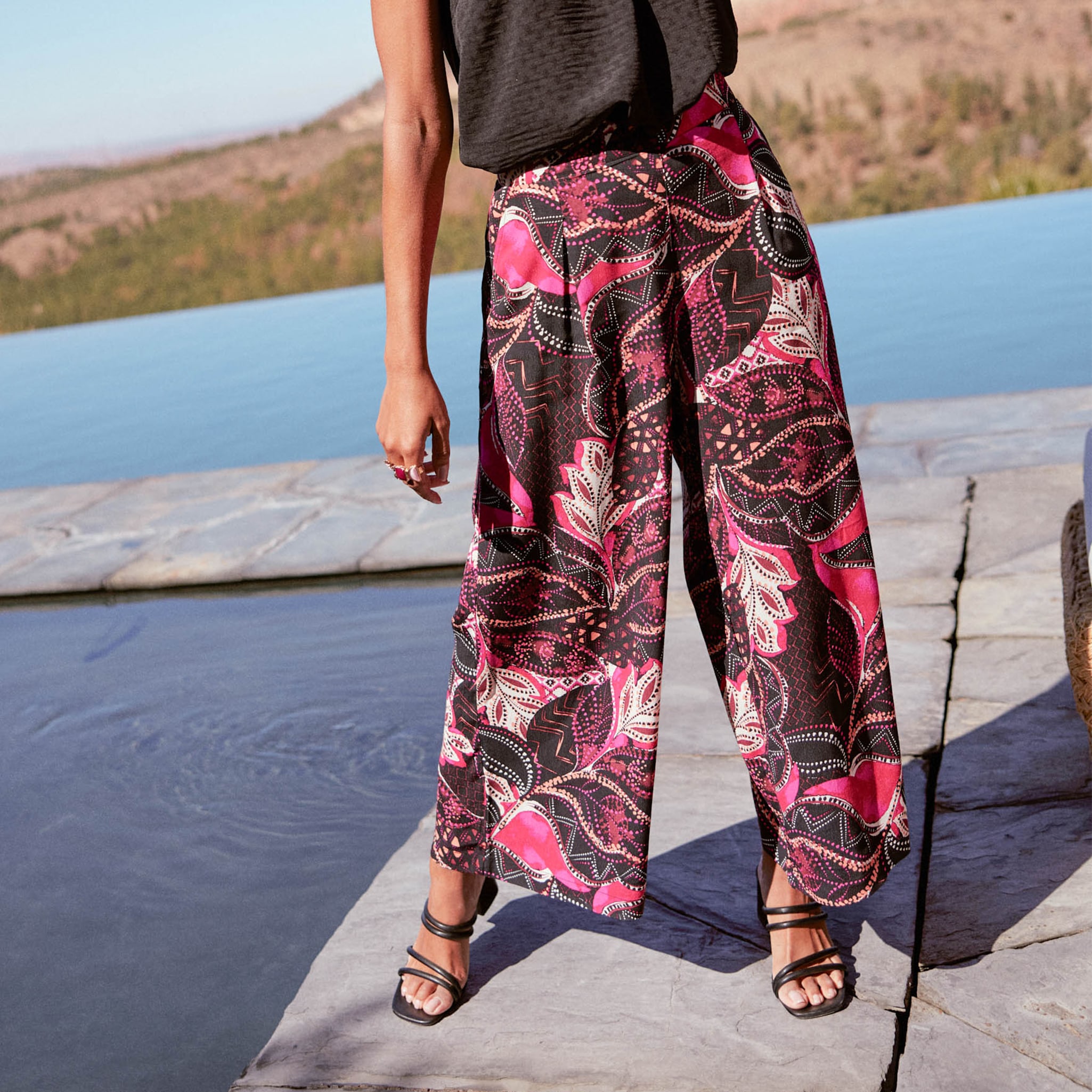 Pantalon flou large 7/8ème noir femme