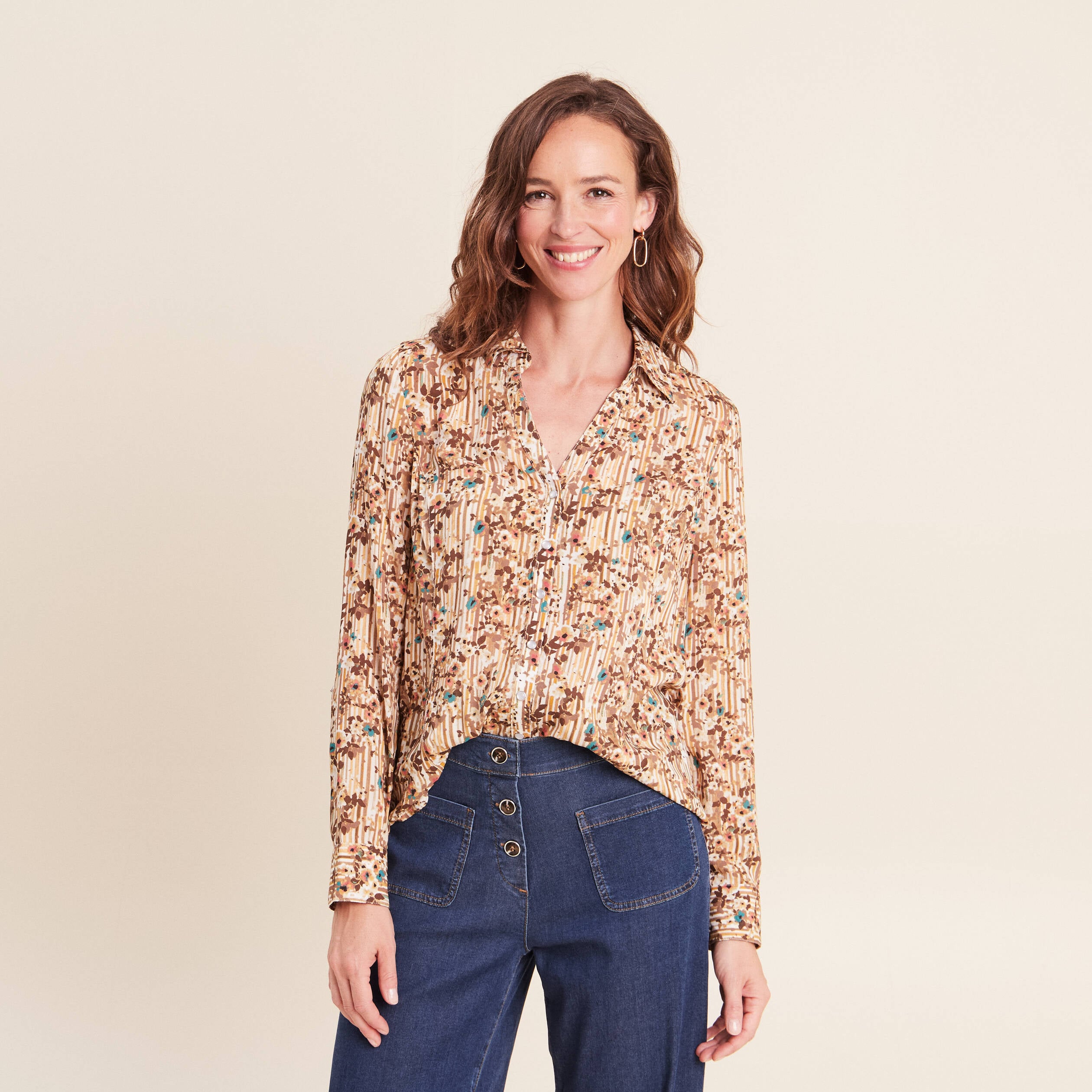 Chemise ajust&eacute;e manches longues marron femme