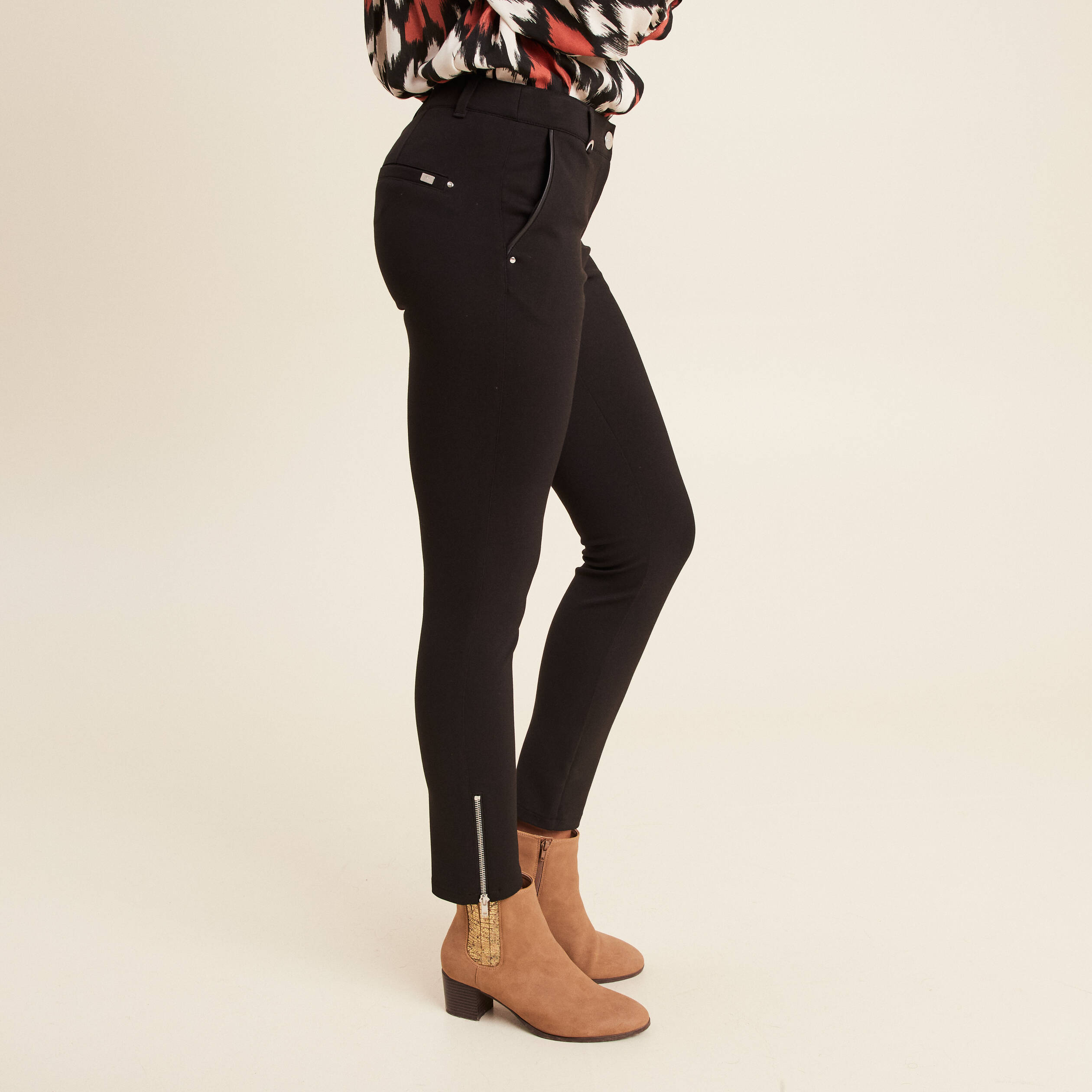 pantalon ajuste details zippes noir femme Pantalon ajusté détails zippés noir femme