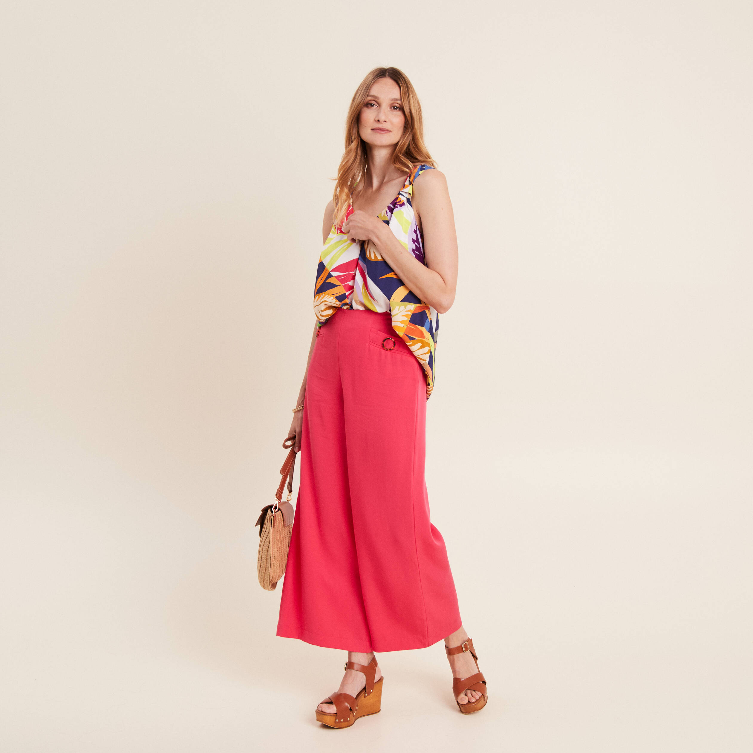 Pantalon large avec boucles rose framboise femme