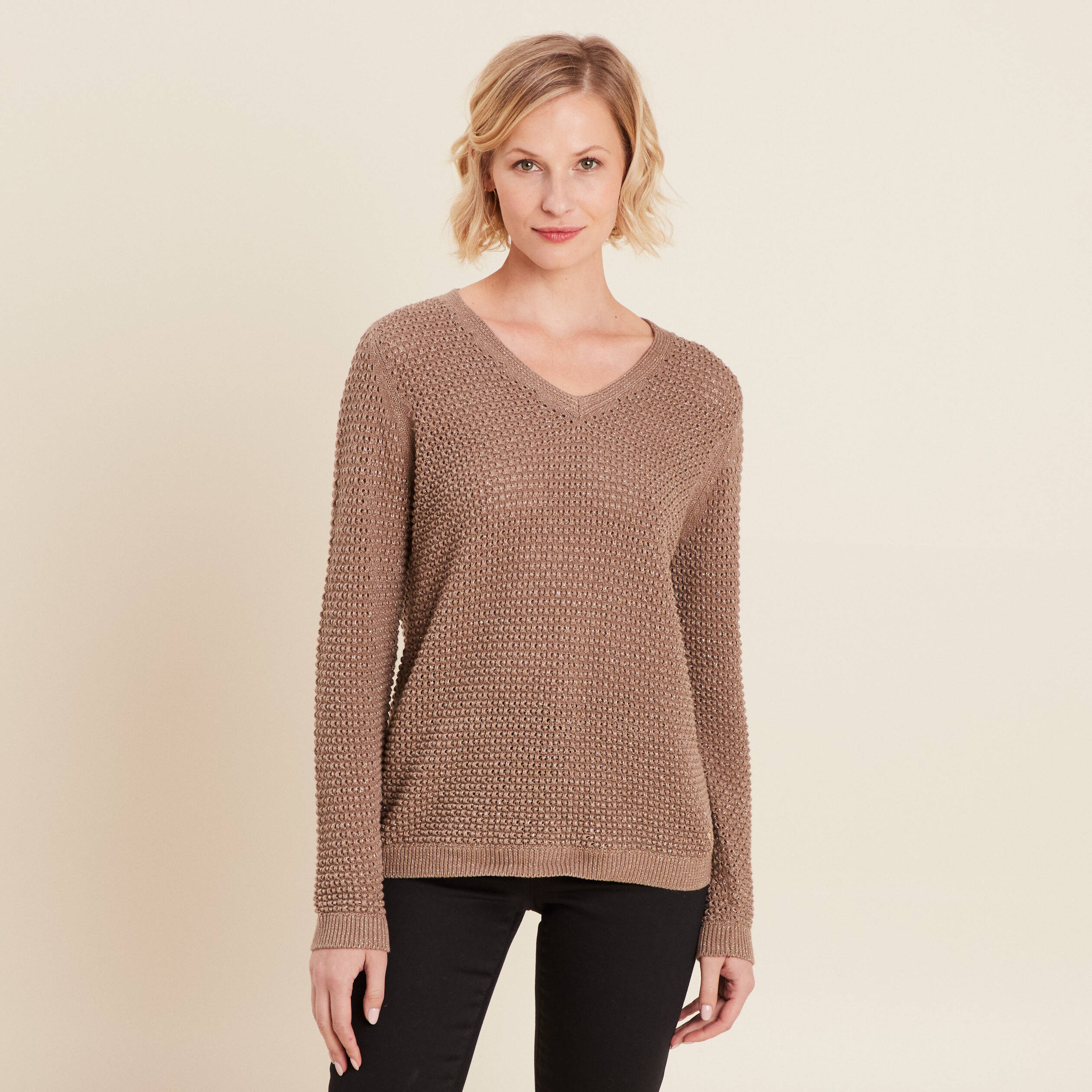 Pull manches longues col en V taupe femme