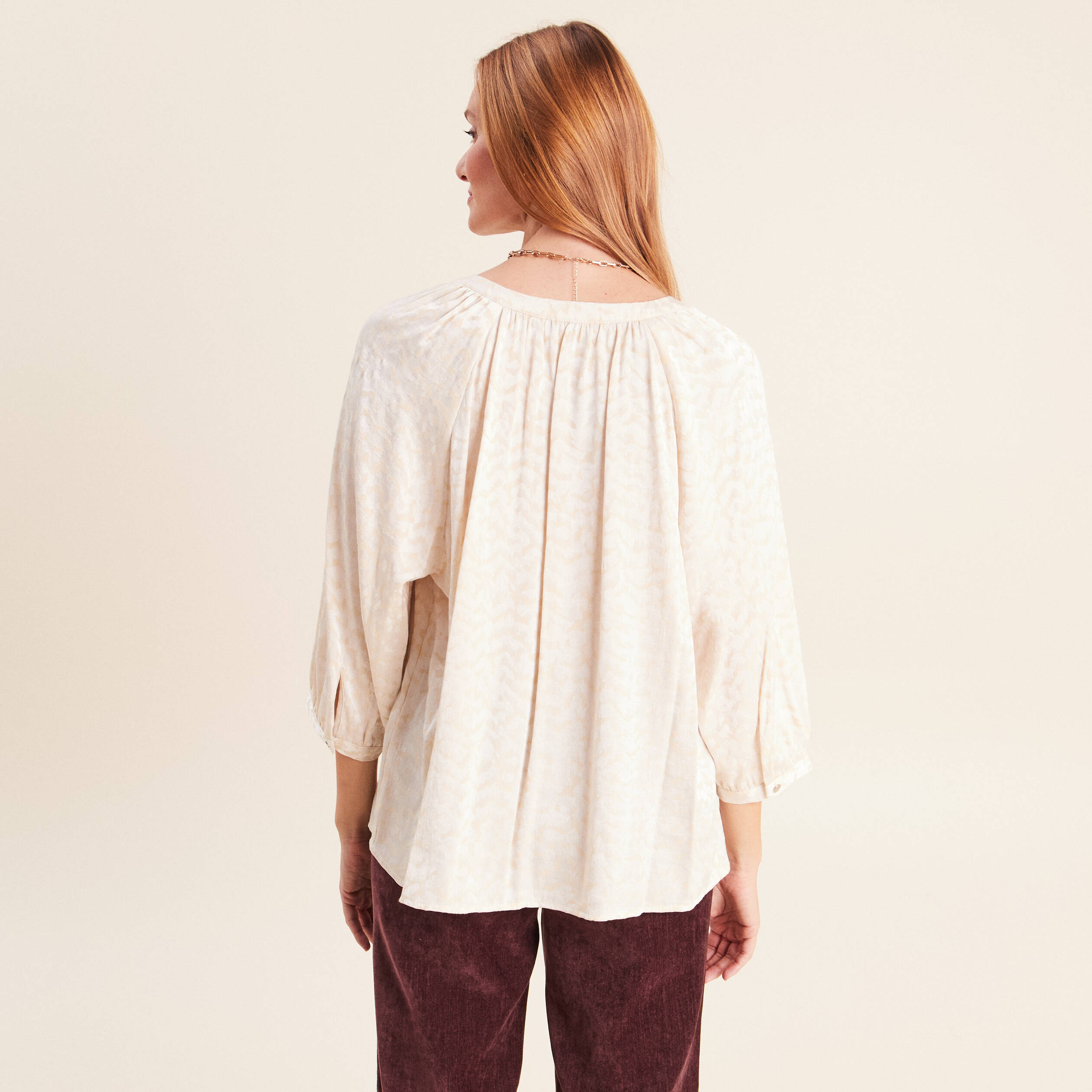 Chemise ample jacquard col v manches 3/4 blanc femme