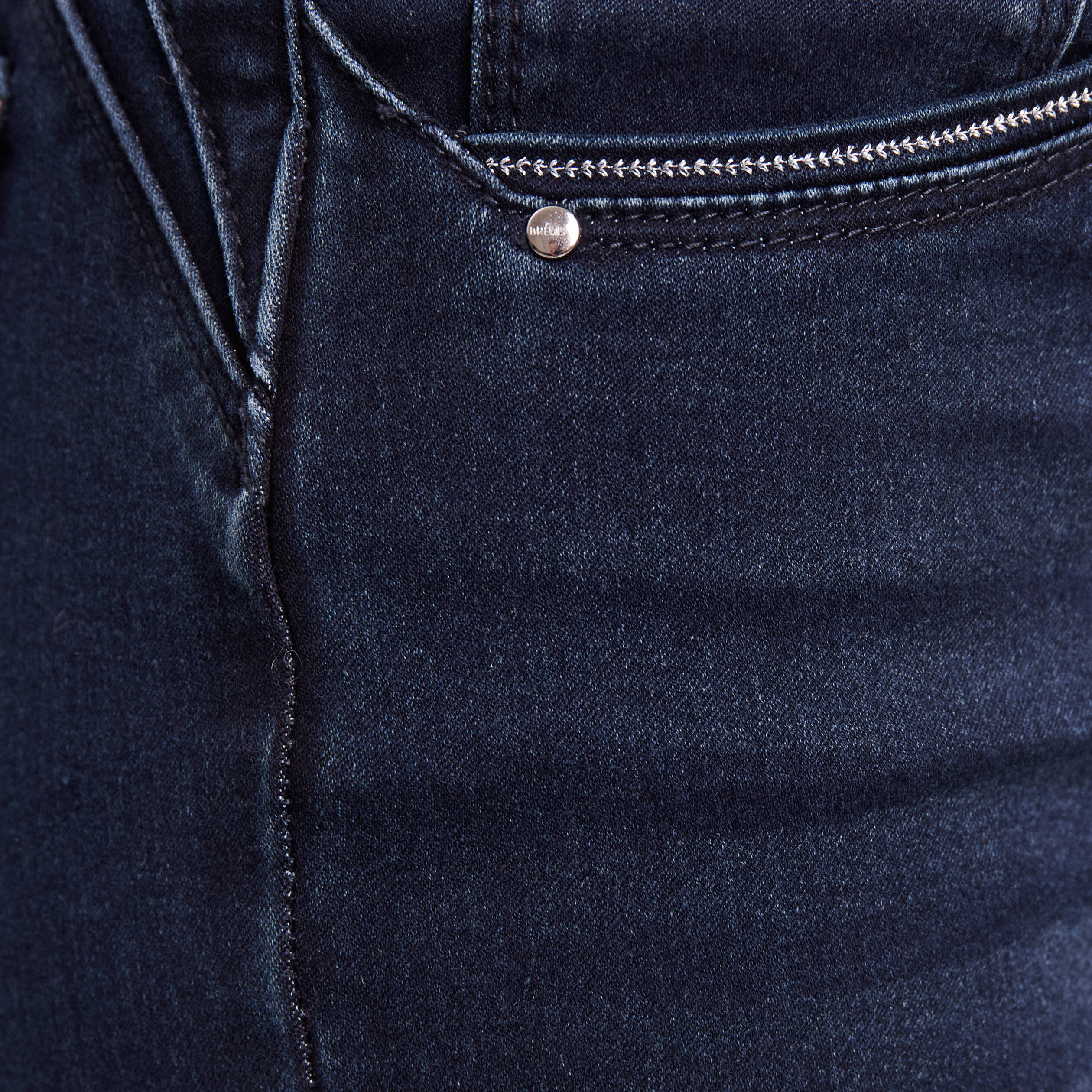 Jean ajusté taille haute denim brut femme