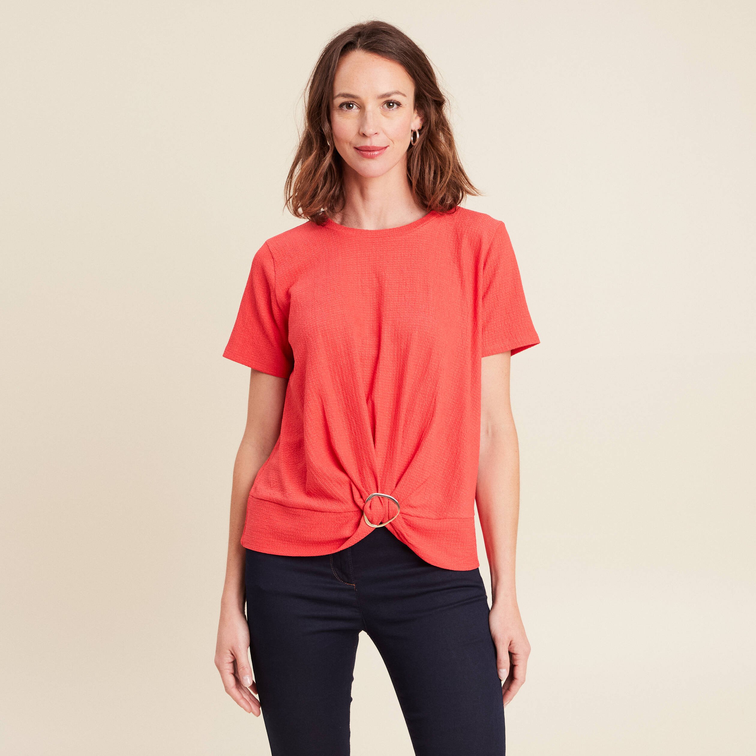 top court bas resserre col rond rouge corail femme Top court bas resserré col rond rouge corail femme