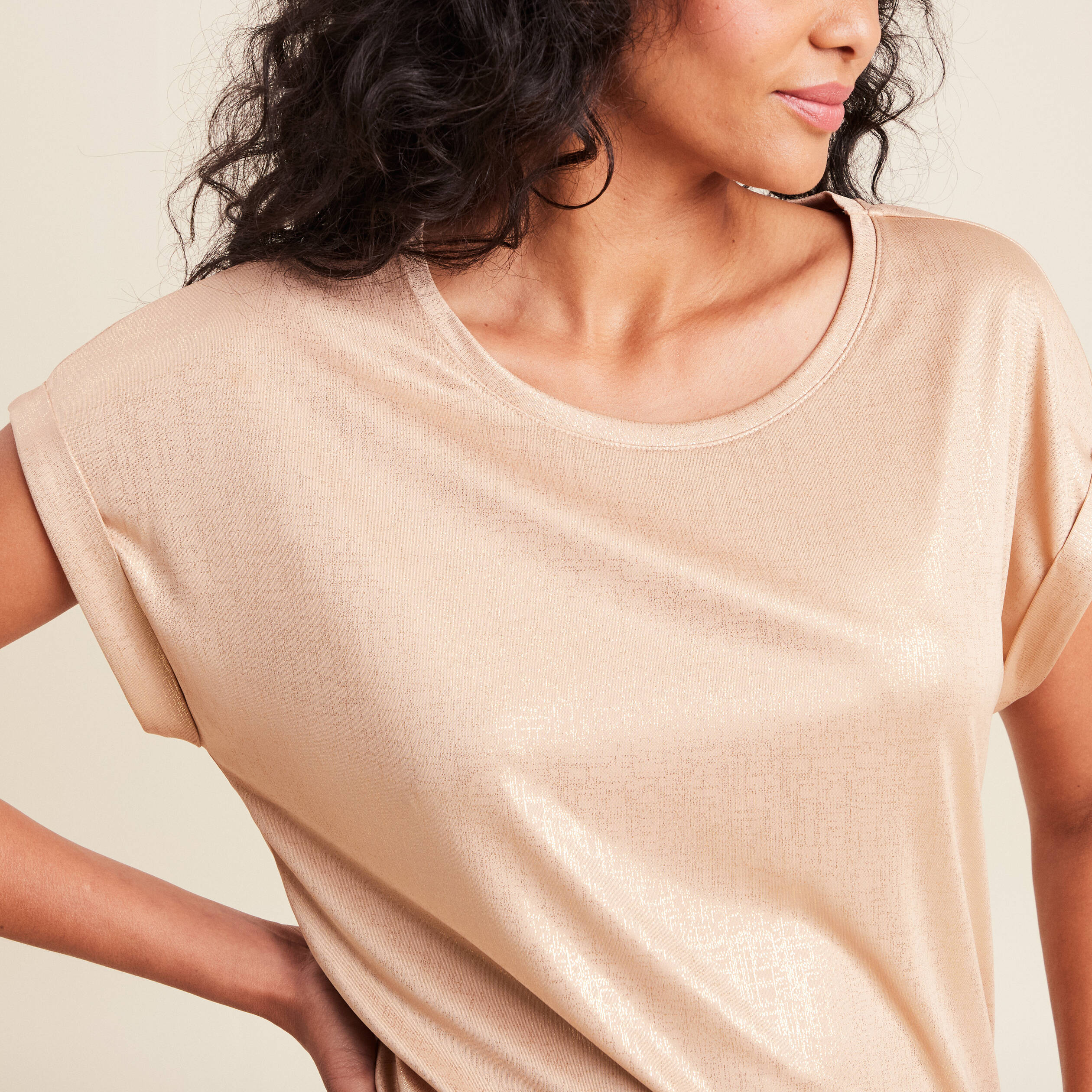 t shirt manches courtes couleur or femme T-shirt manches courtes couleur or femme