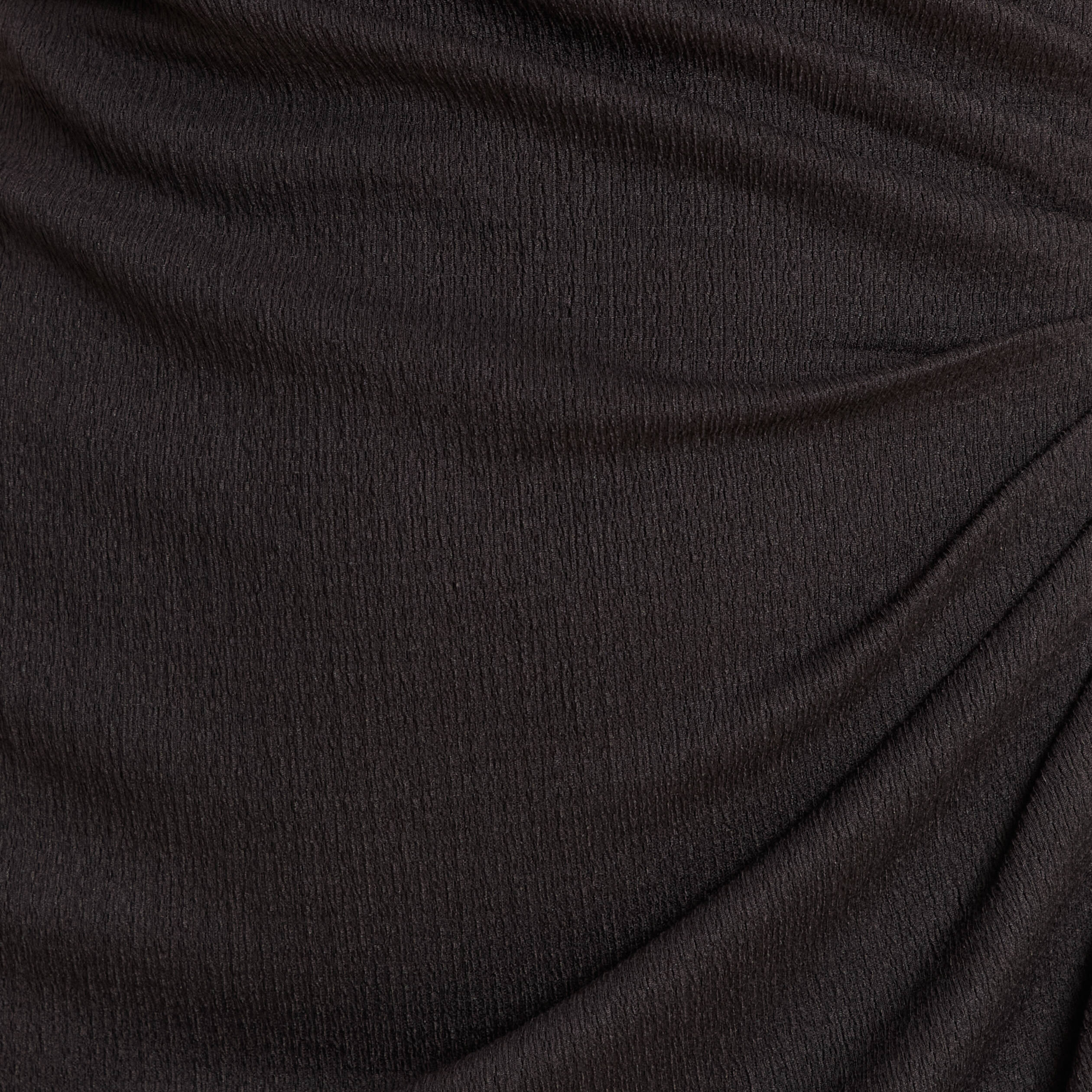 Robe courte ajustée noir femme