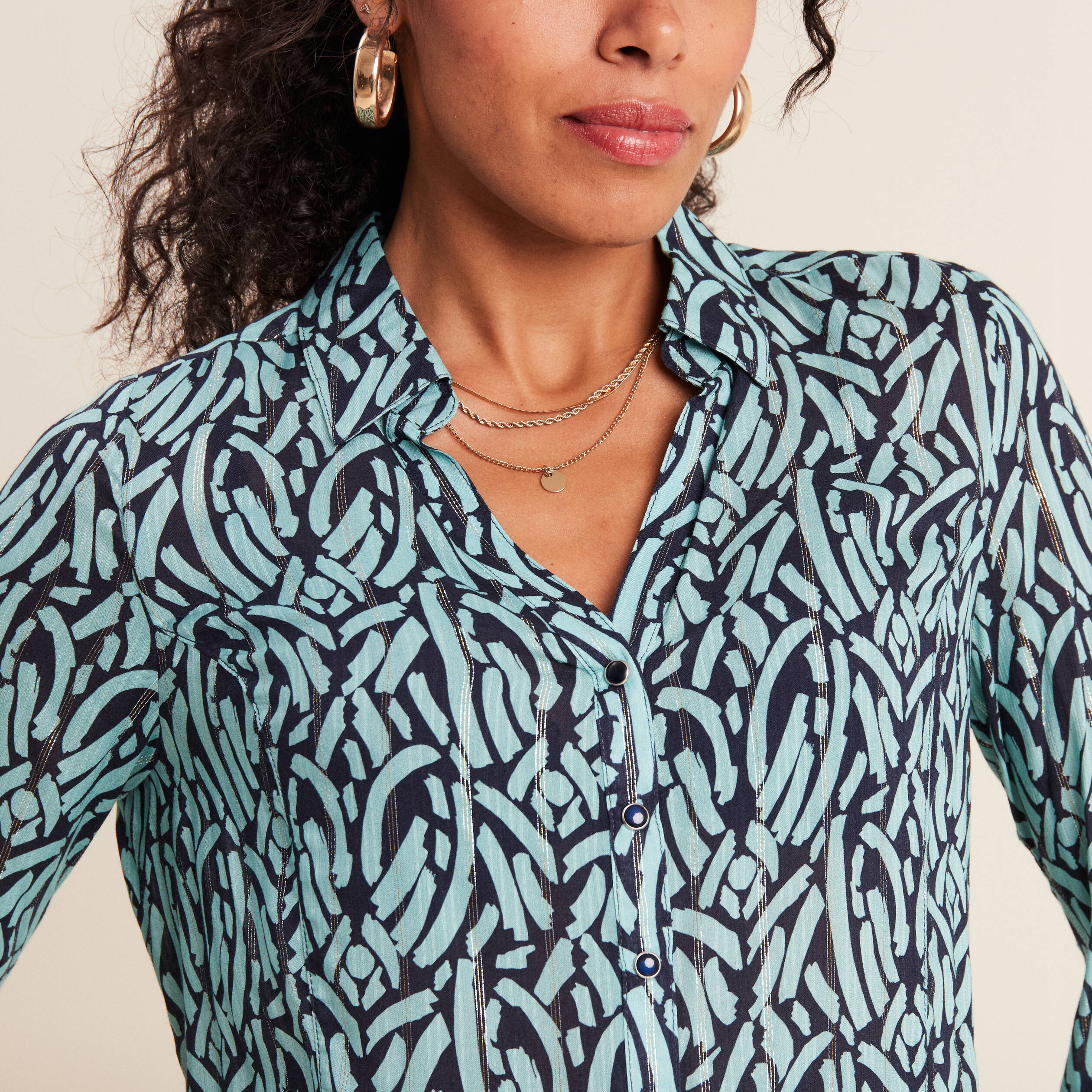 chemise manches longues bleu ciel femme Chemise manches longues bleu ciel femme