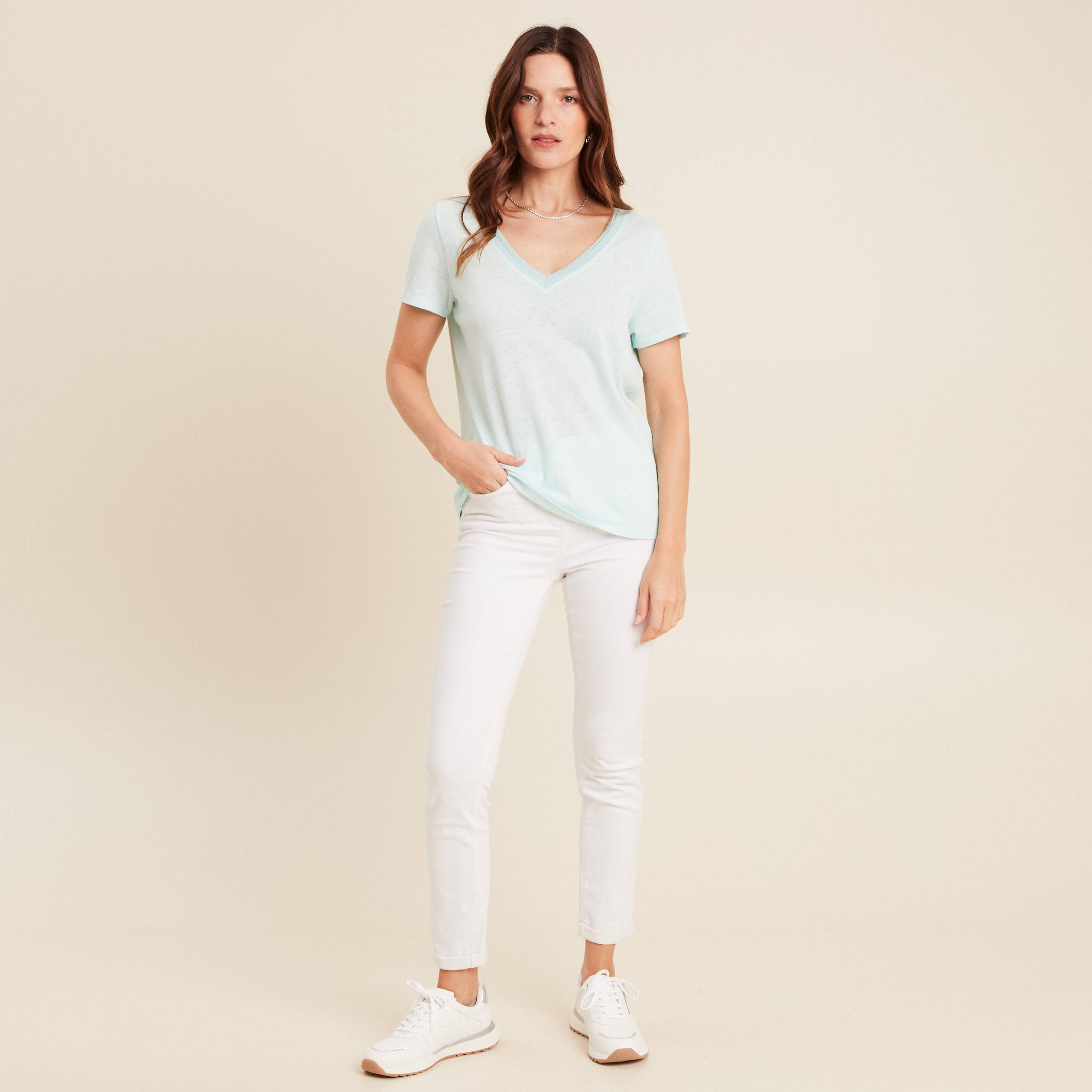 t shirt manches courtes col en v bleu turquoise femme T-shirt manches courtes col en V bleu turquoise femme