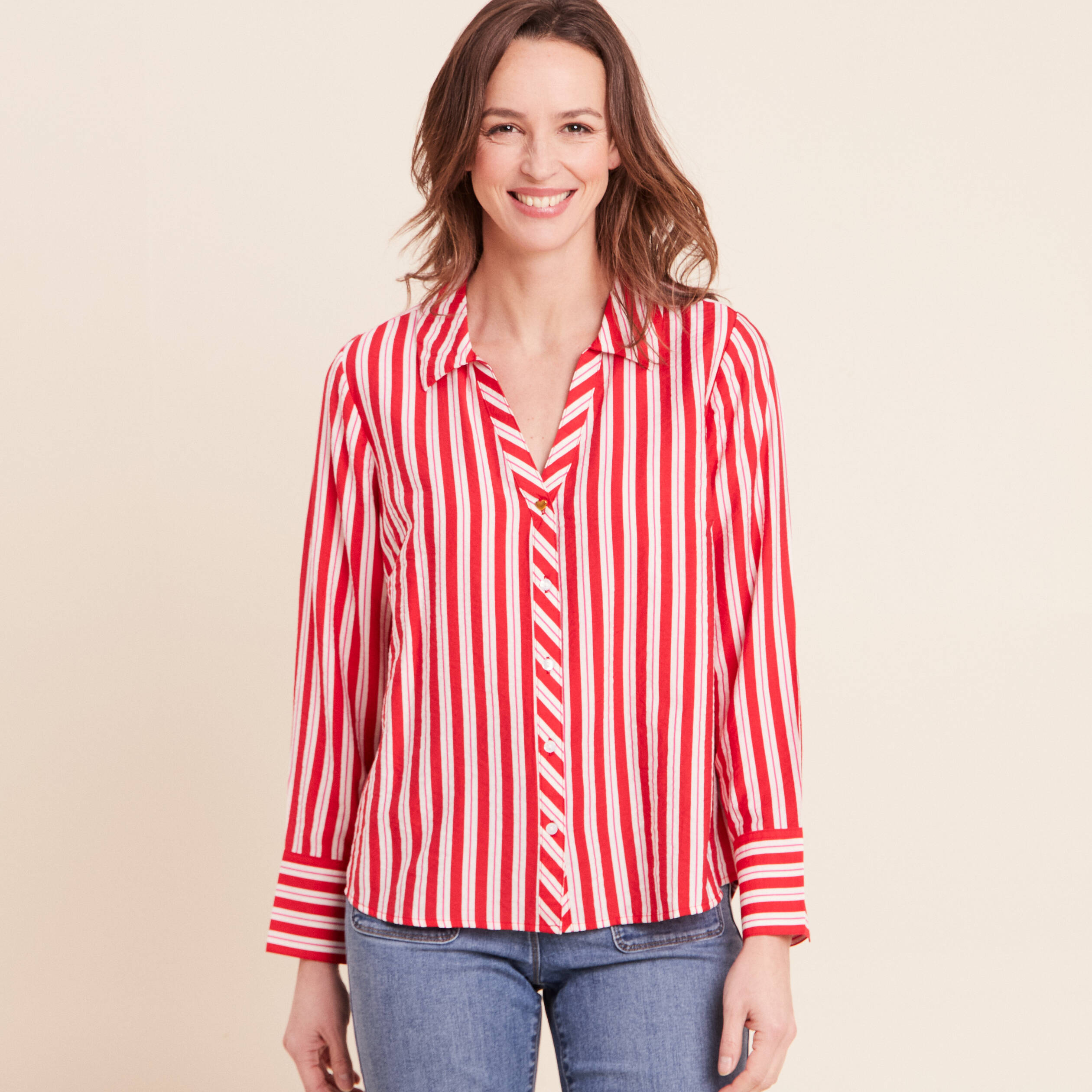 Chemise droite longue fluide col chemise rouge femme