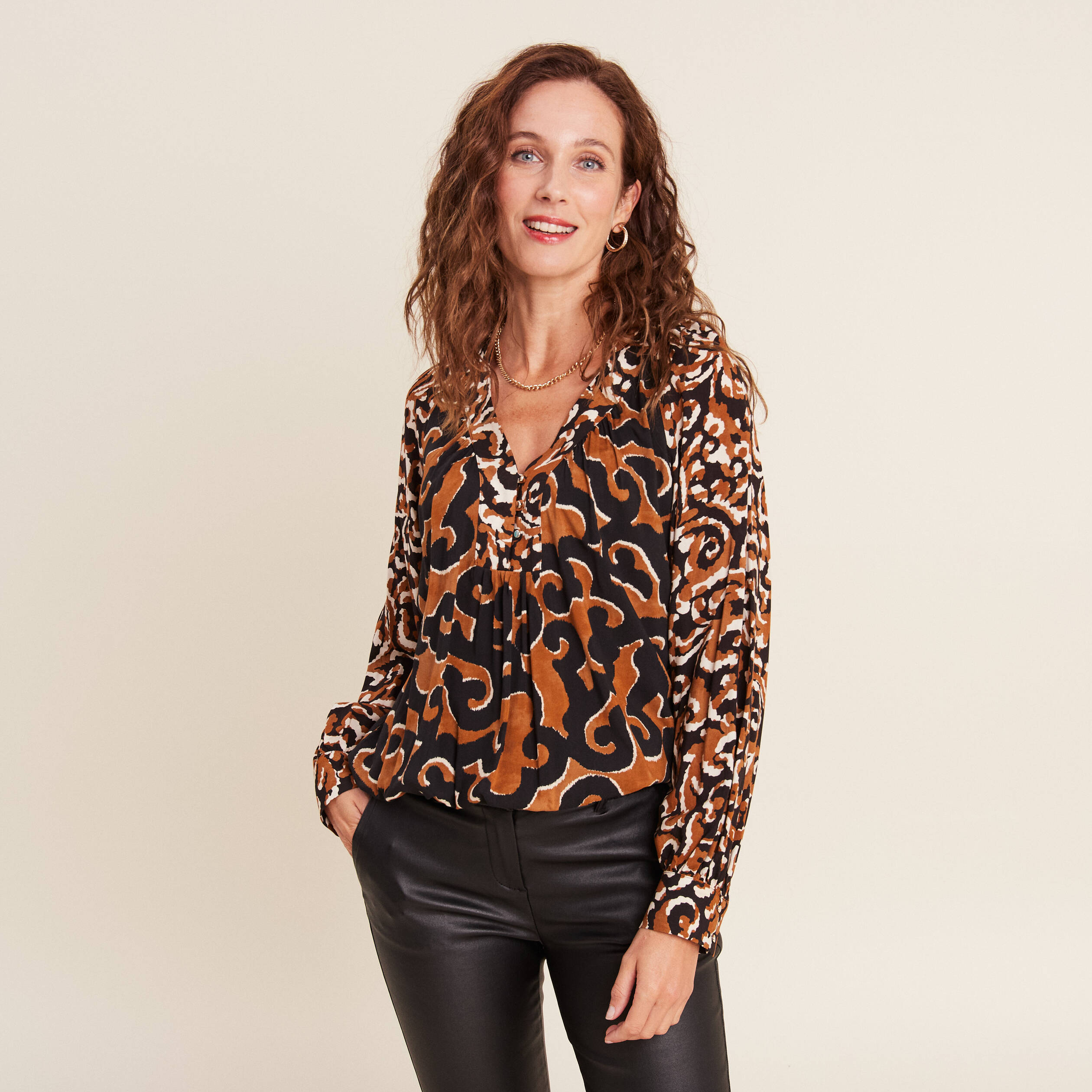 Blouse manches longues noir femme