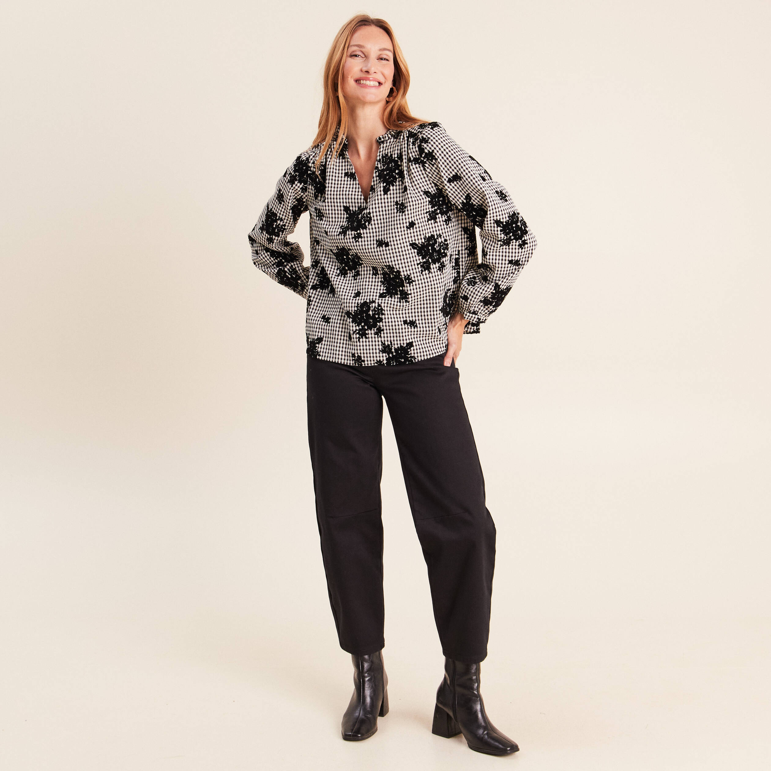 Blouse col v manches longues bleu femme