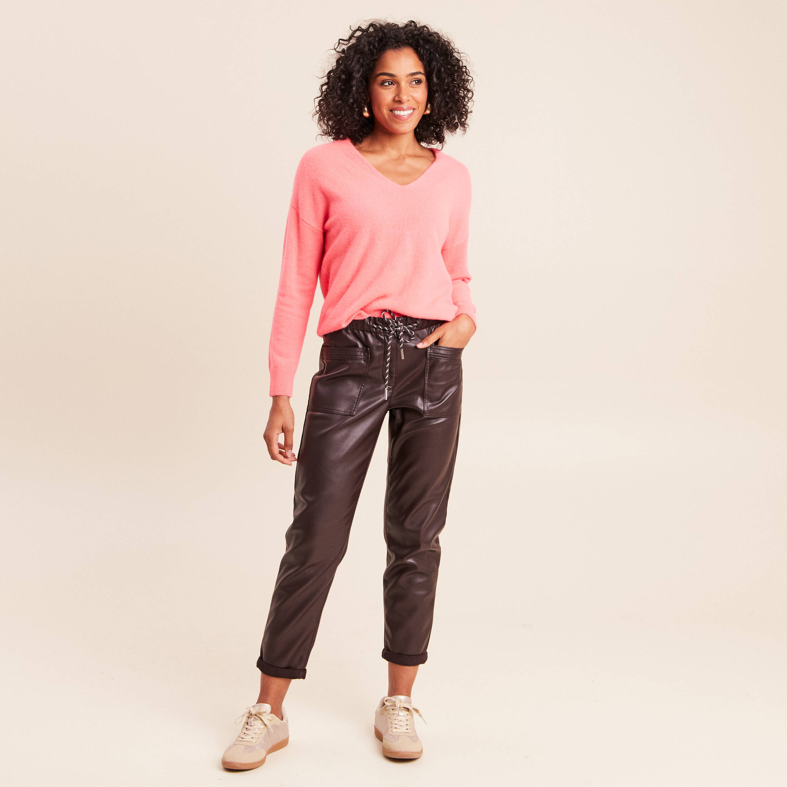 Pull en cachemire col v rose vif femme