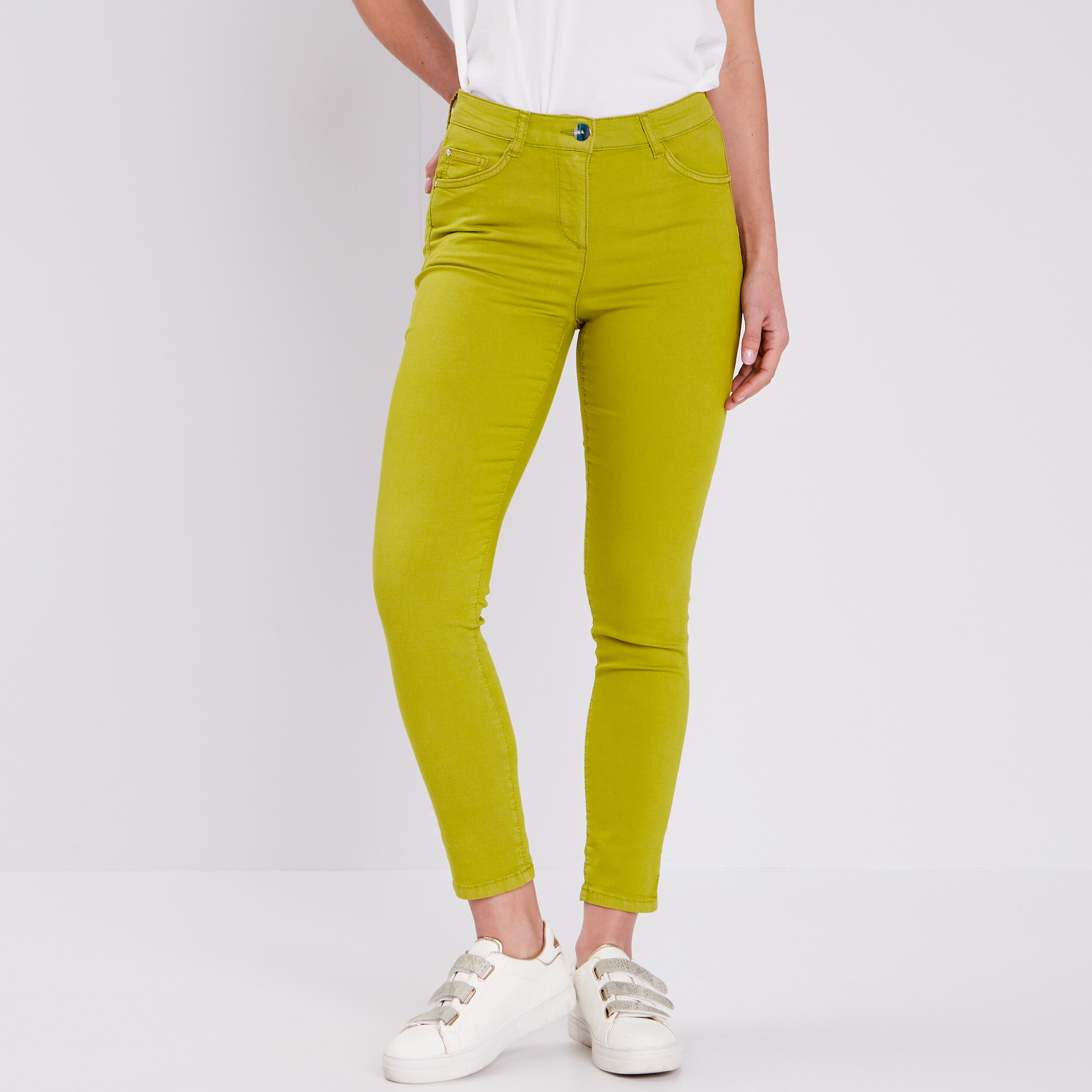 Slim Fit : Pantalon élégant De Longueur 7/8 - Noir | S.Oliver