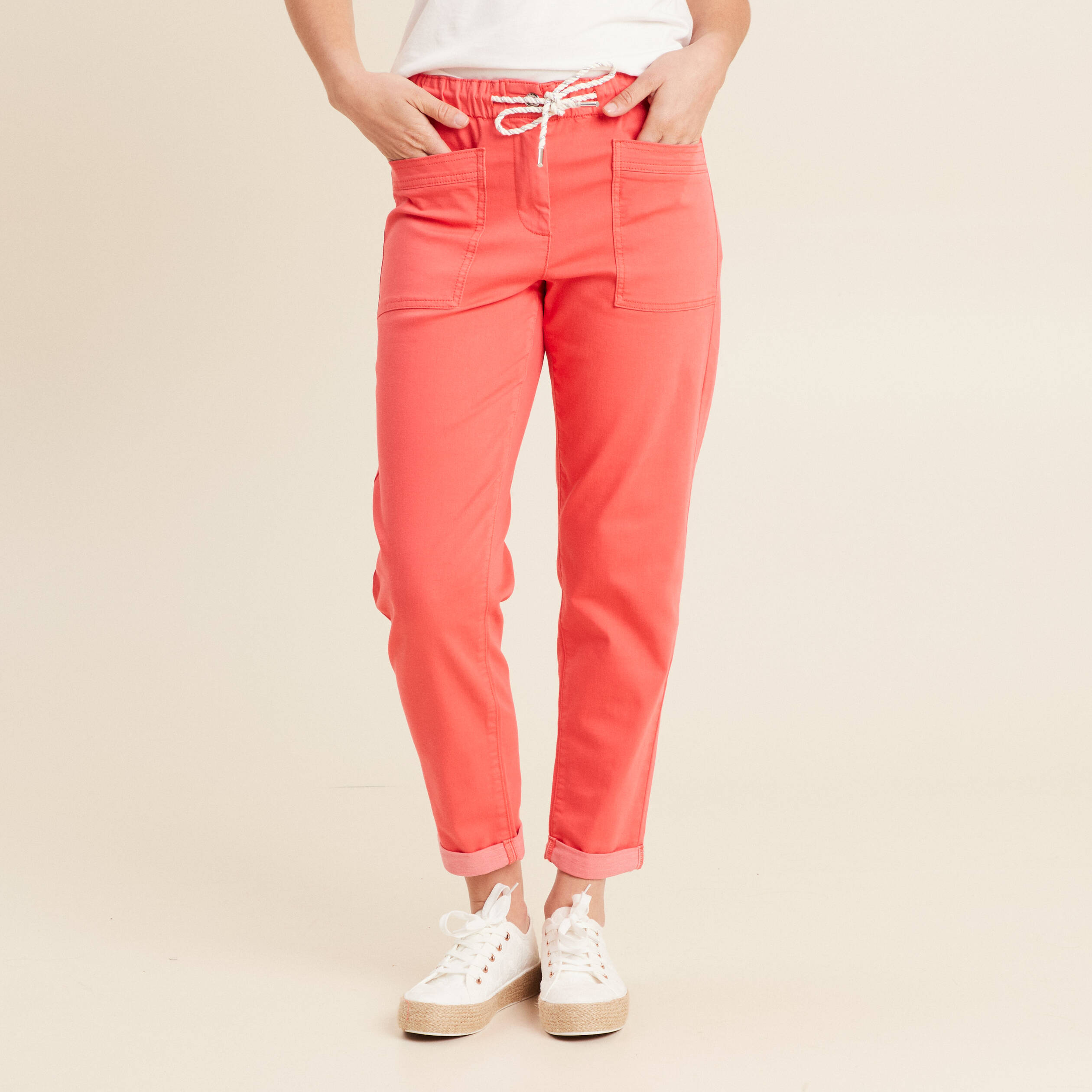 Pantalon coupe mom 7/8&egrave;me rouge corail femme
