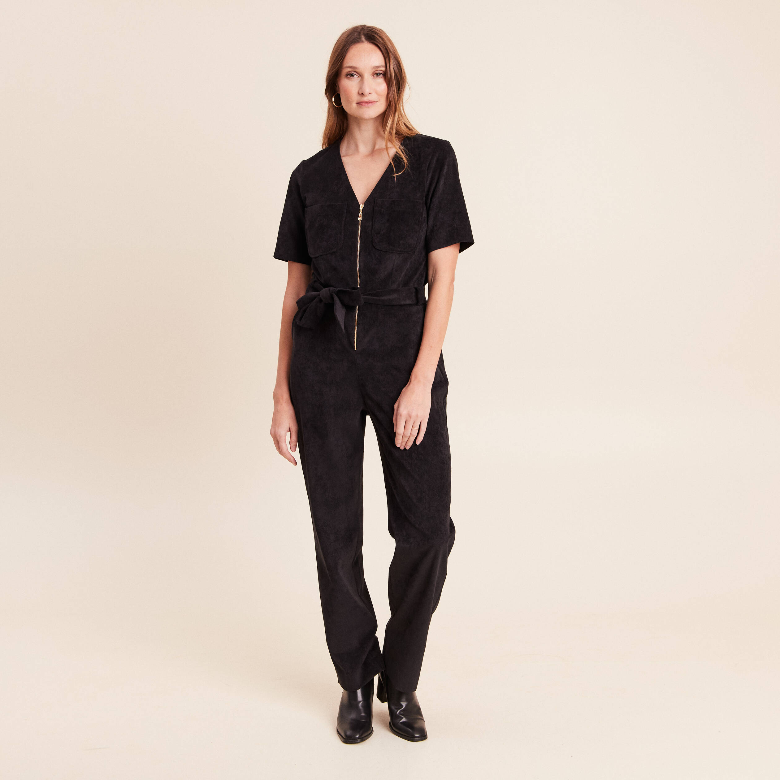 Combinaison en velours noir femme