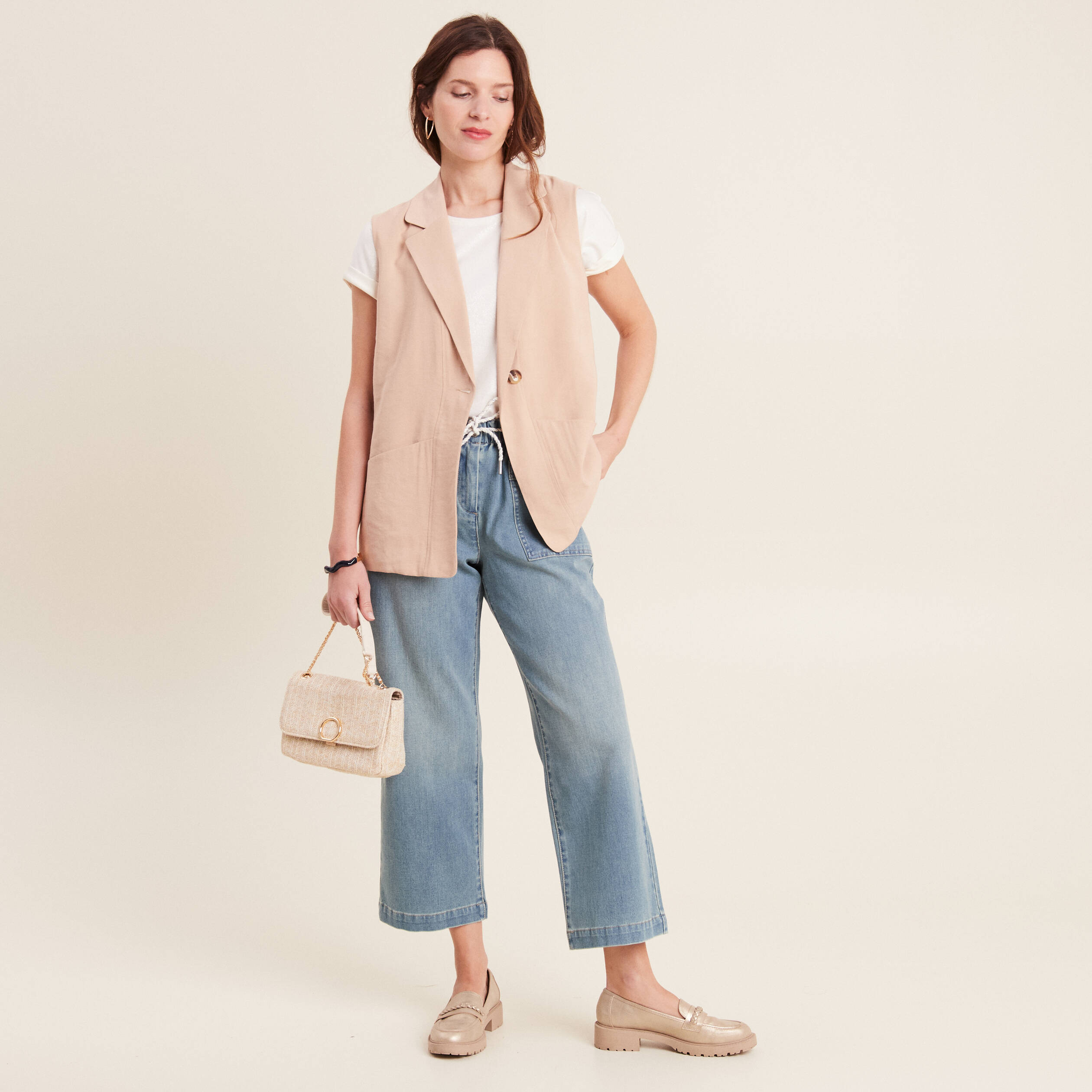 veste tailleur sans manches beige femme Veste tailleur sans manches beige femme