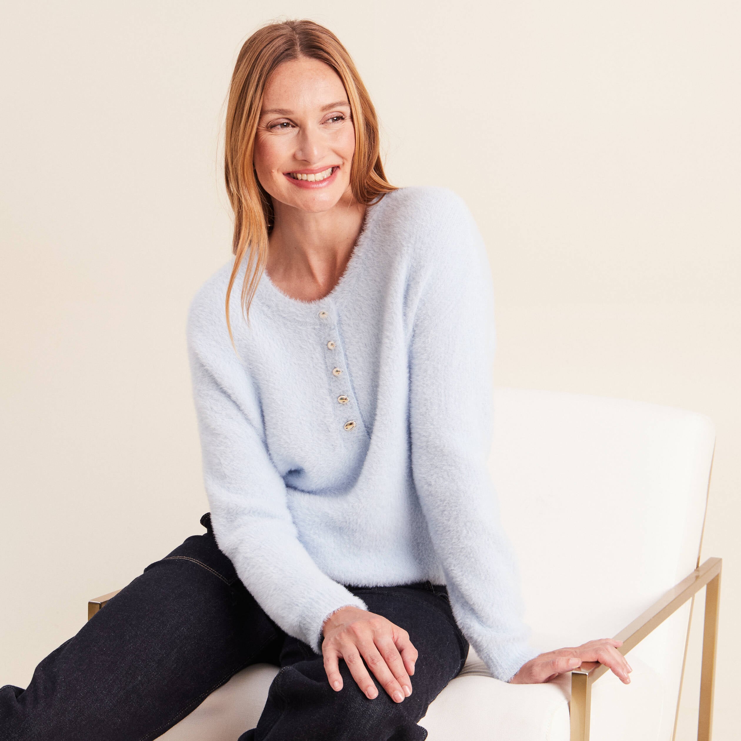 Pull col tunisien bleu pastel femme