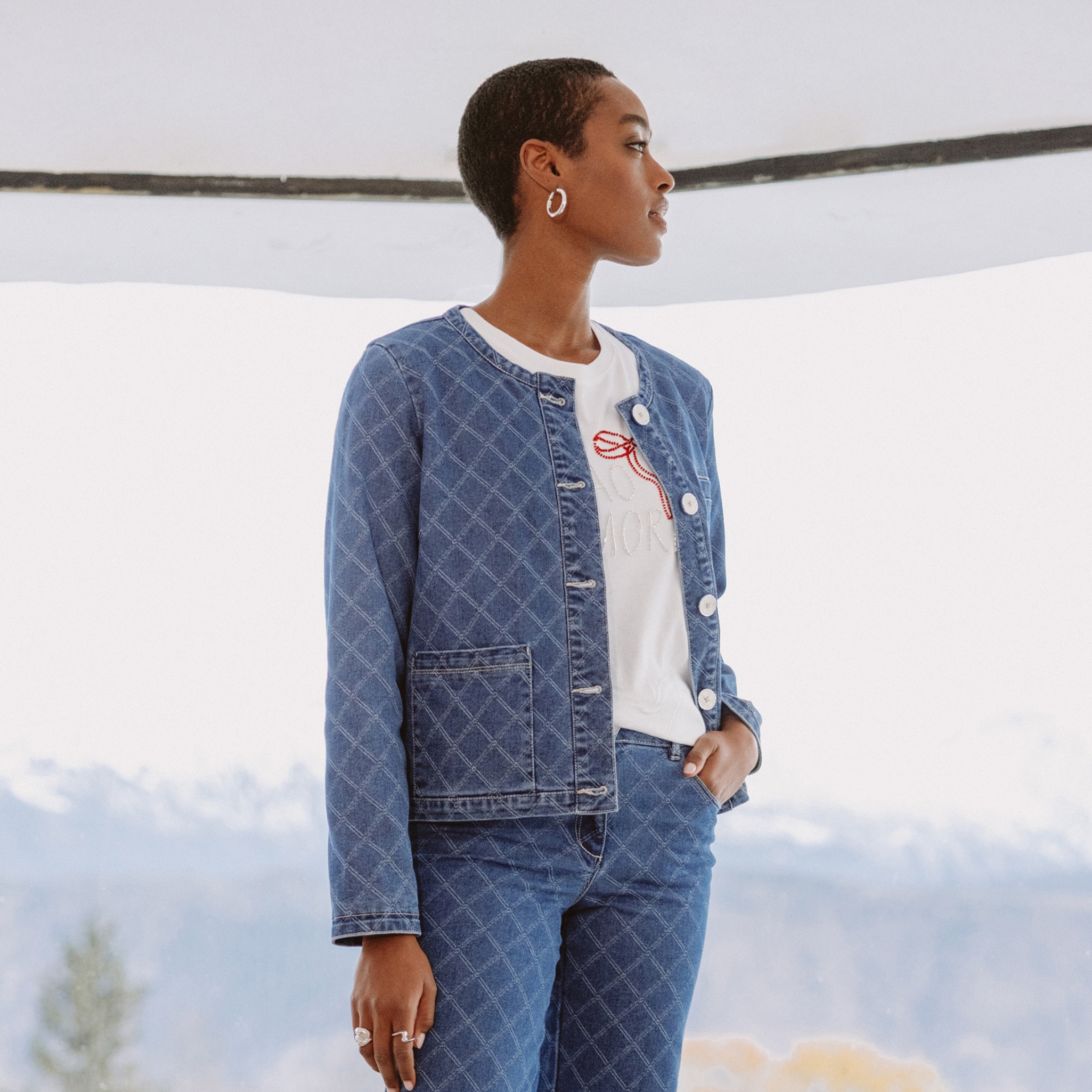 Veste courte droite en jean doubl&eacute;e denim stone femme