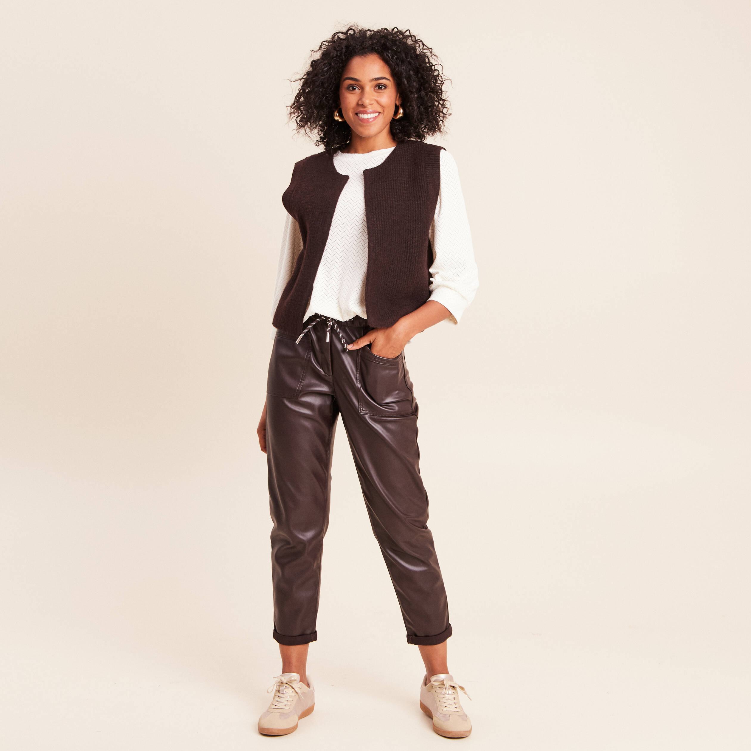 Gilet sans manches marron fonc&eacute; femme