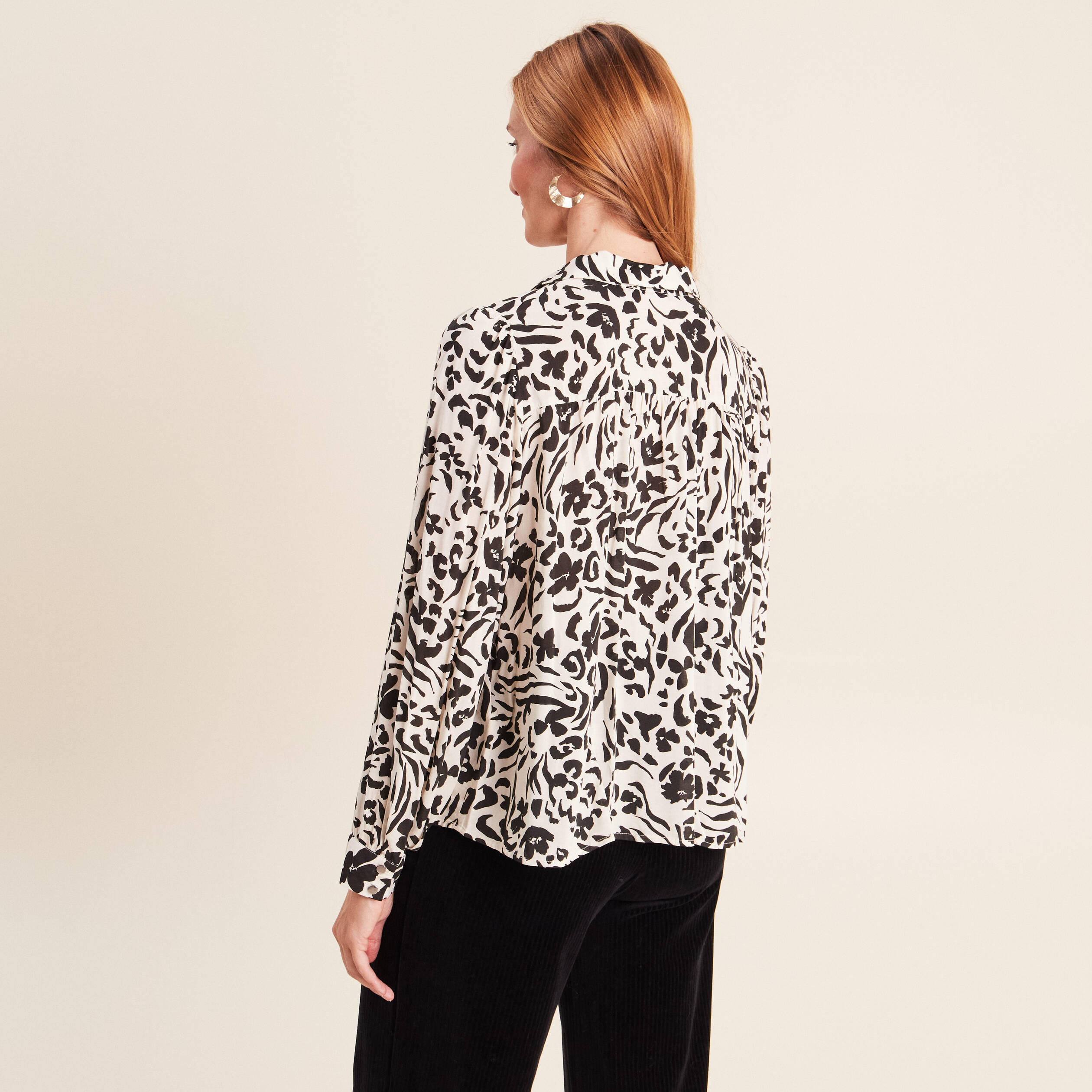 Chemise droite fluide manches longues blanc femme