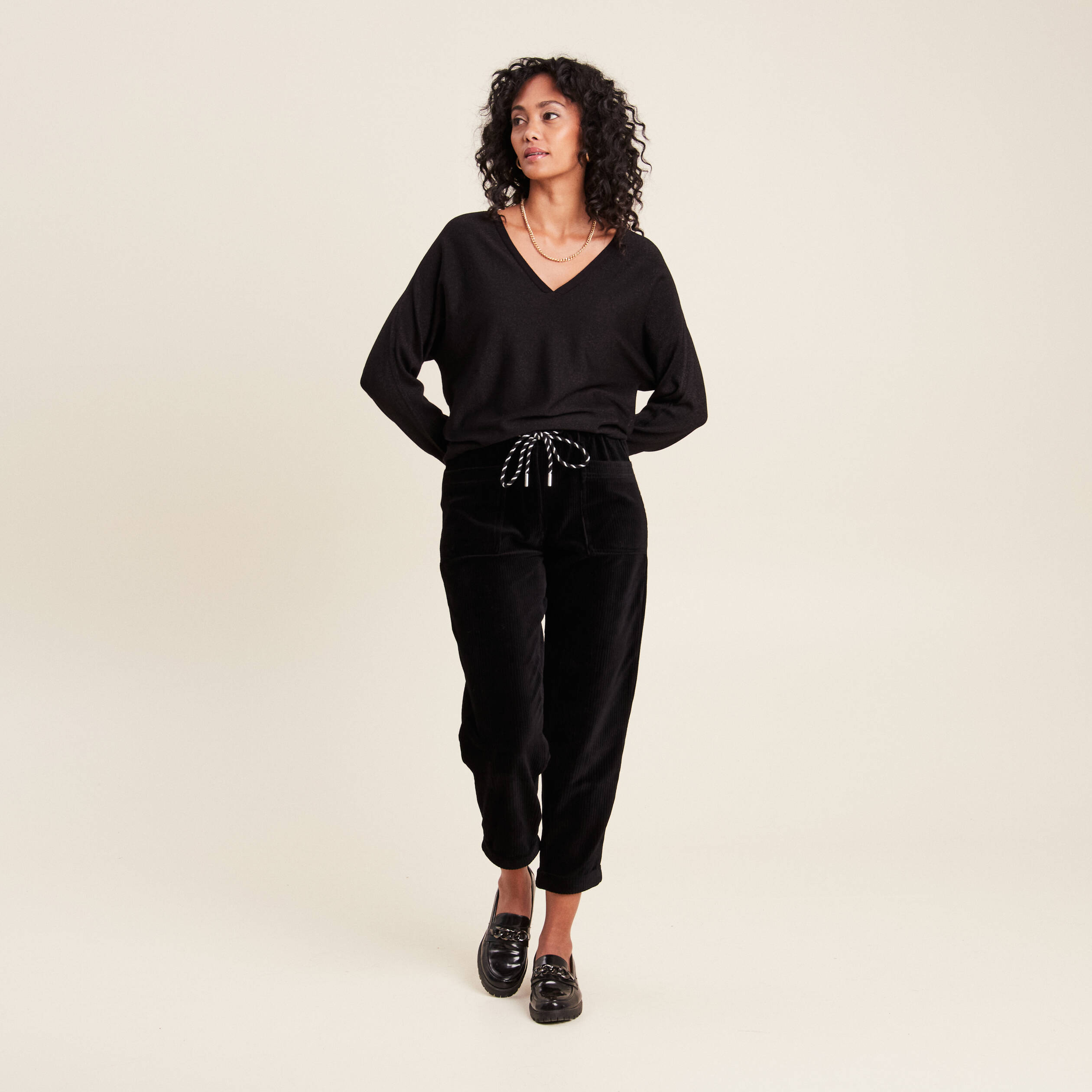 Pull manches longues noir femme