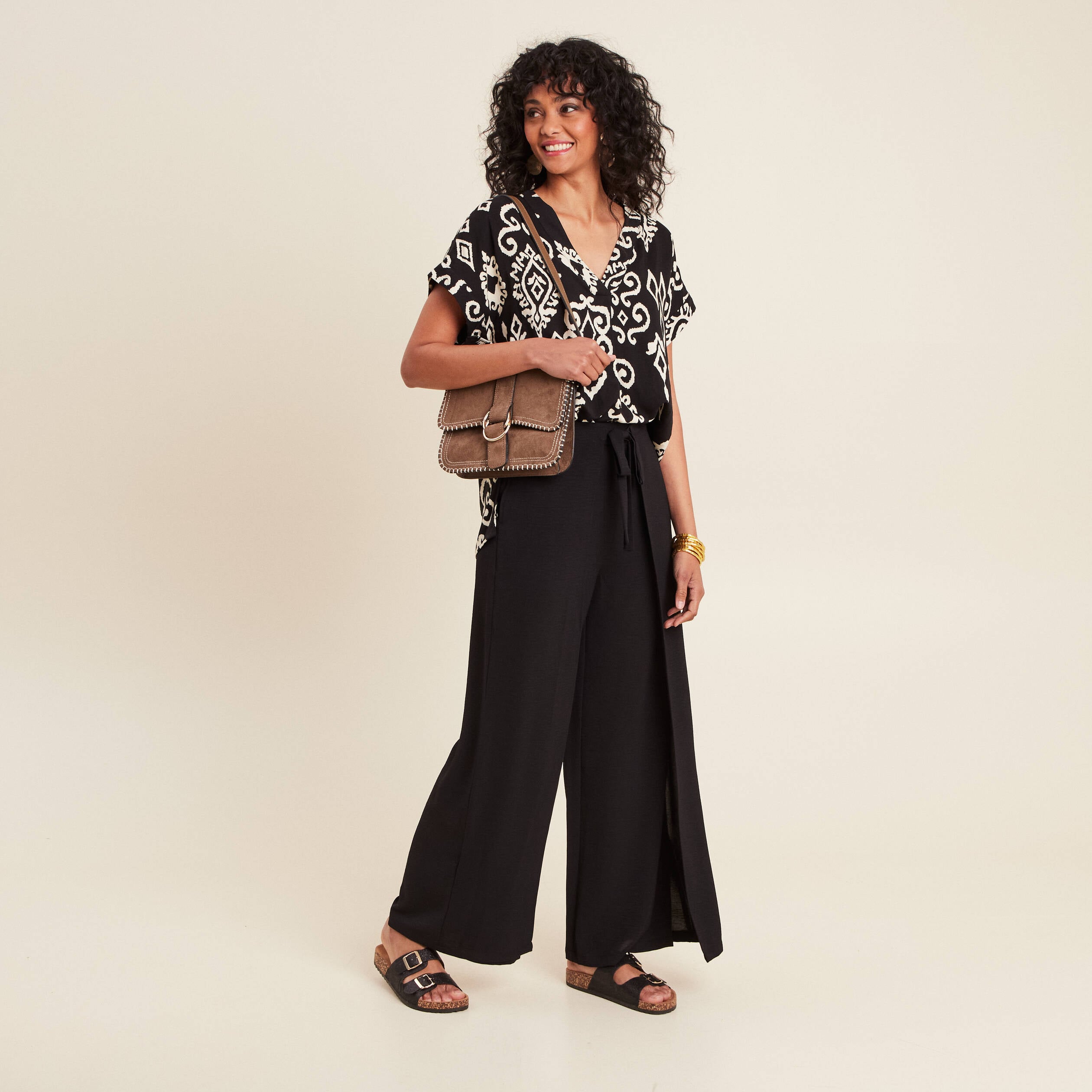 Pantalon coupe large portefeuille noir femme