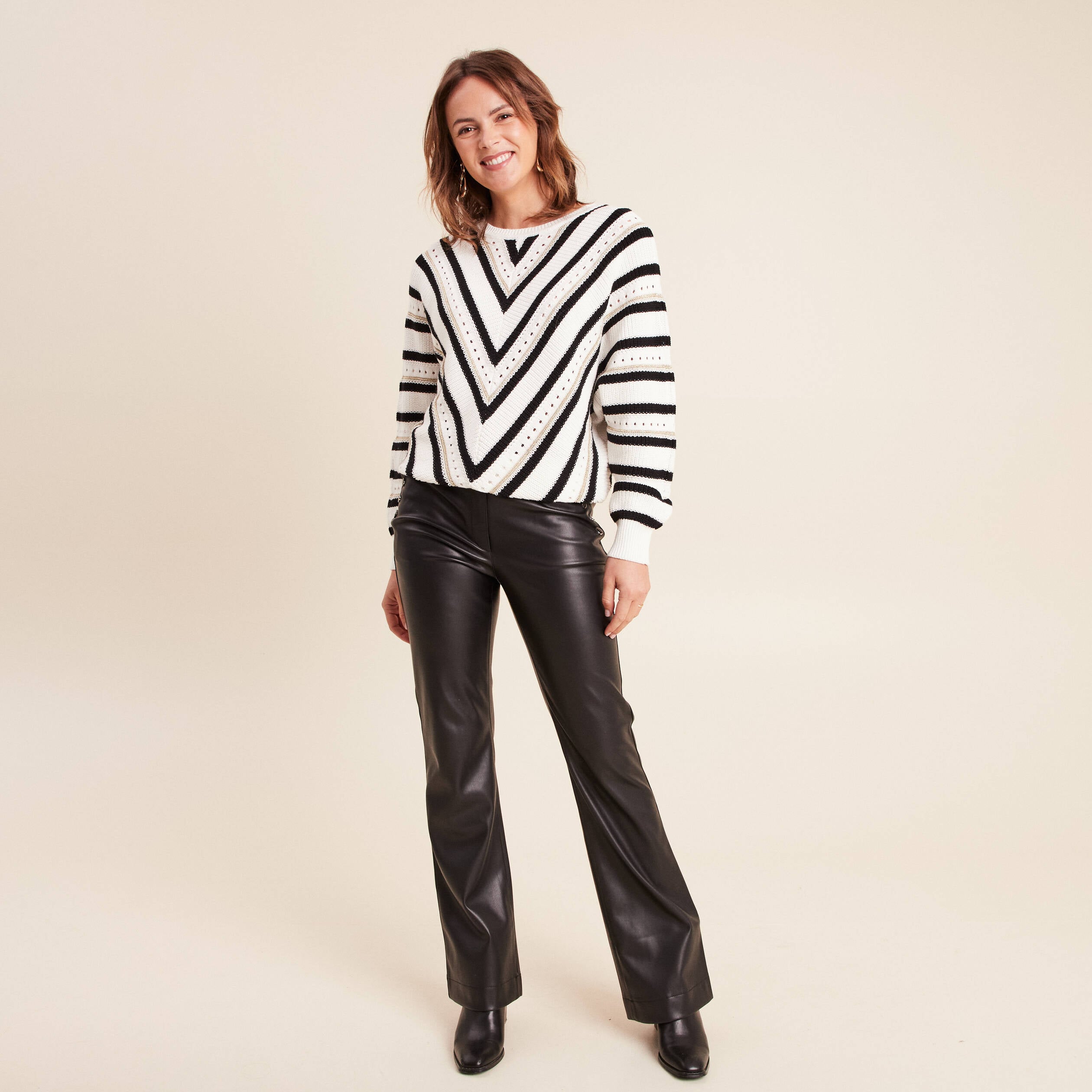 Pull col rond manches longues noir femme