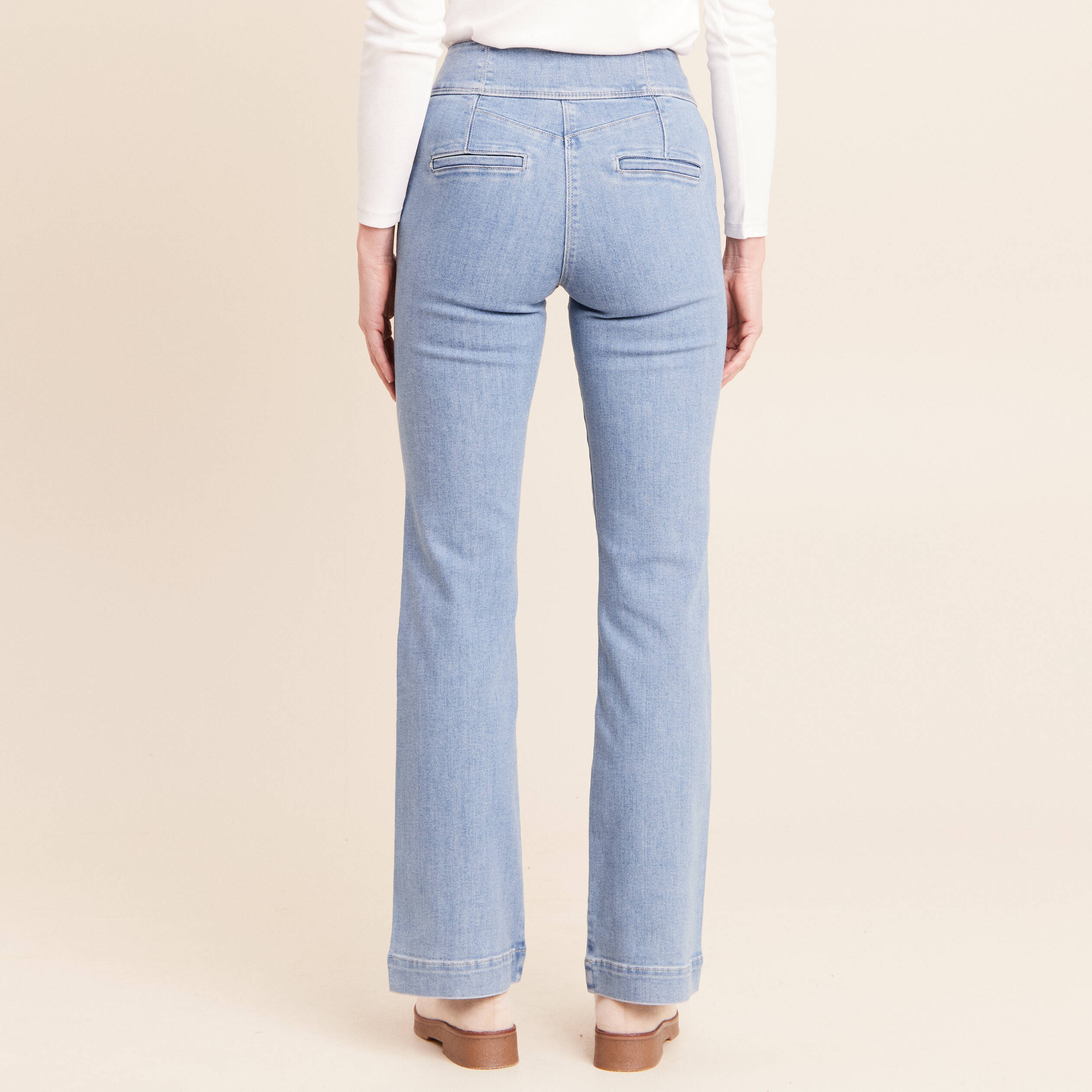 Jean coupe bootcut taille haute denim bleach femme