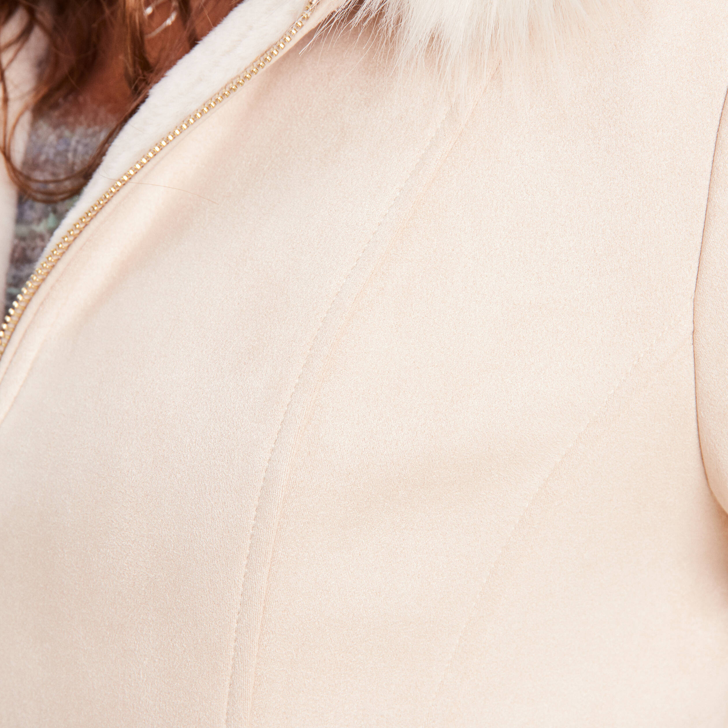 Manteau su&eacute;dine &agrave; capuche creme femme