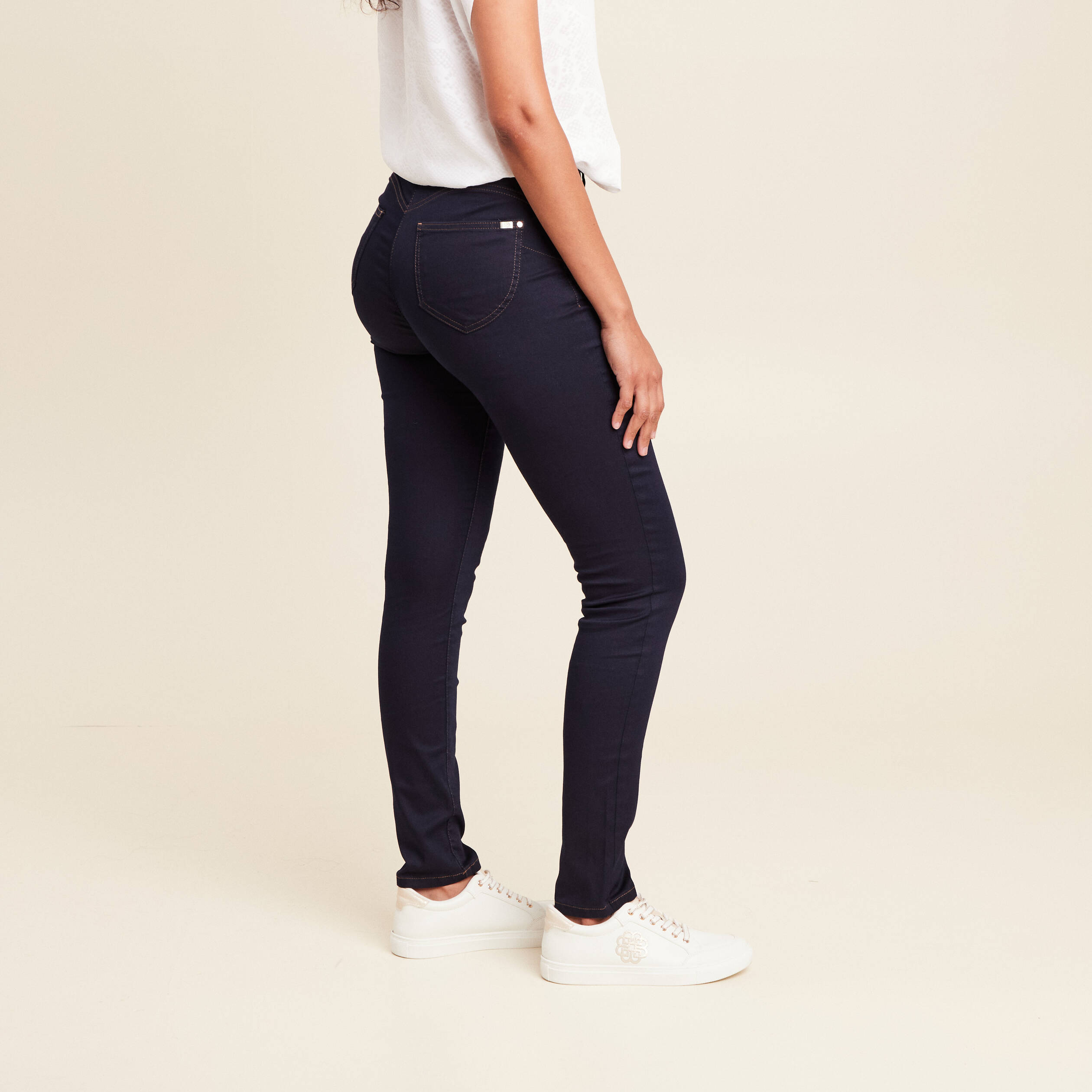 jeans leger taille standard long denim brut femme Jeans léger taille standard long denim brut femme