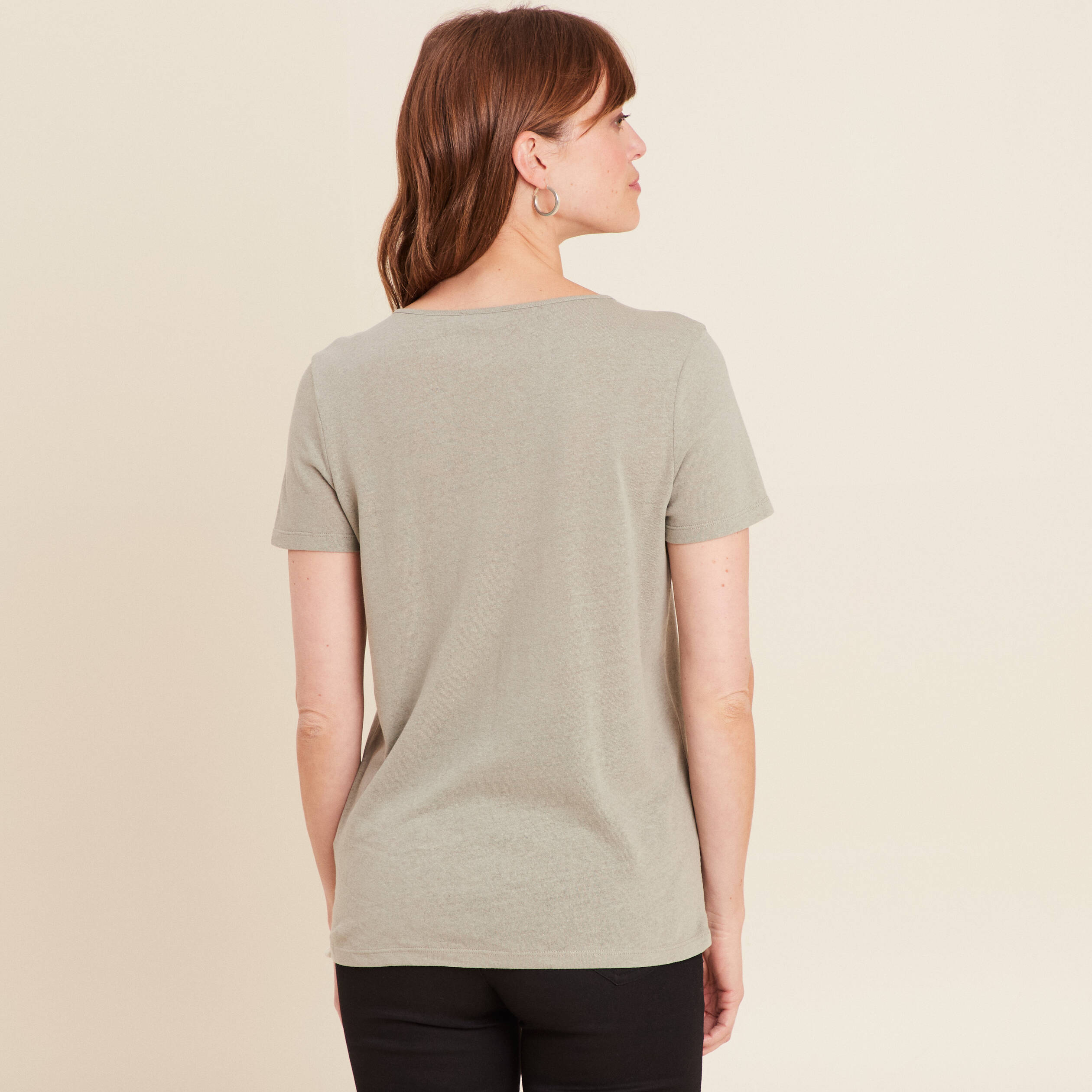 t shirt manches courtes col en v vert clair femme T-shirt manches courtes col en V vert clair femme