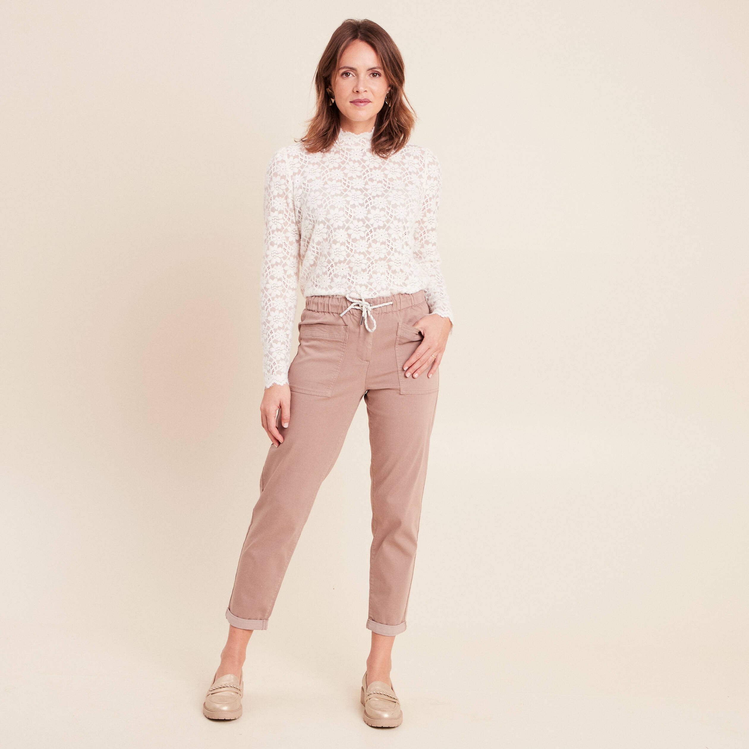 Pantalon coupe mom 7/8&egrave;me taupe femme