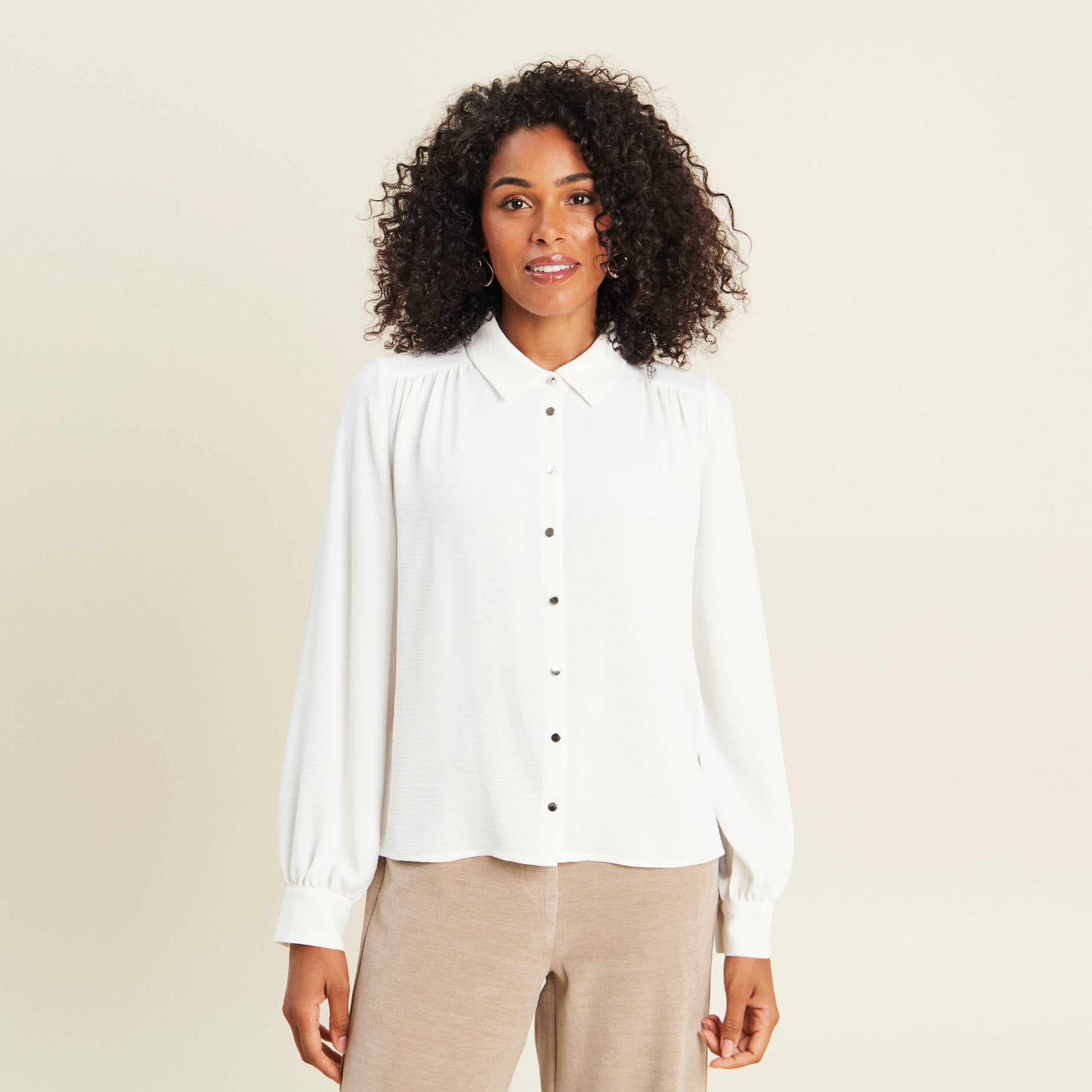 Chemise fluide manches longues ecru femme
