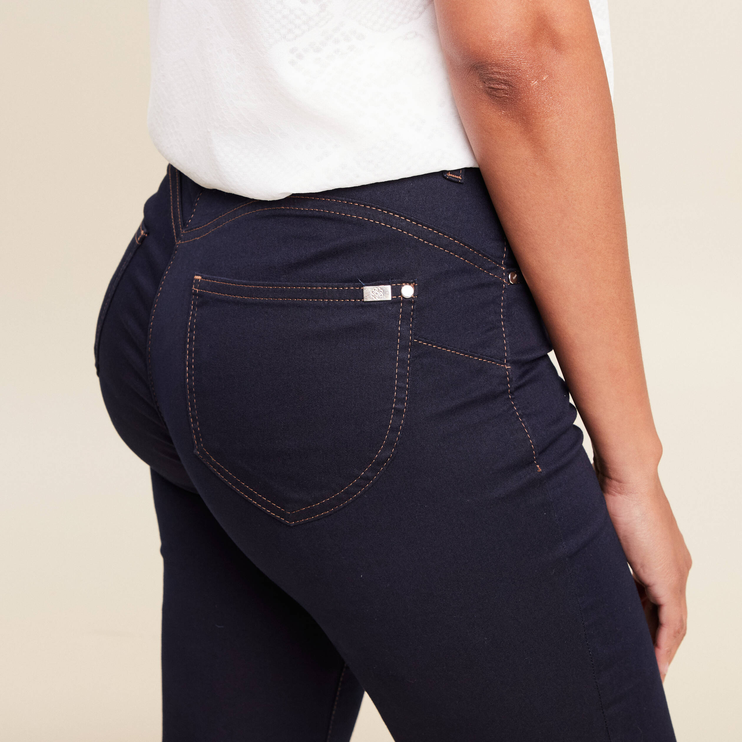 jeans leger taille standard long denim brut femme Jeans léger taille standard long denim brut femme