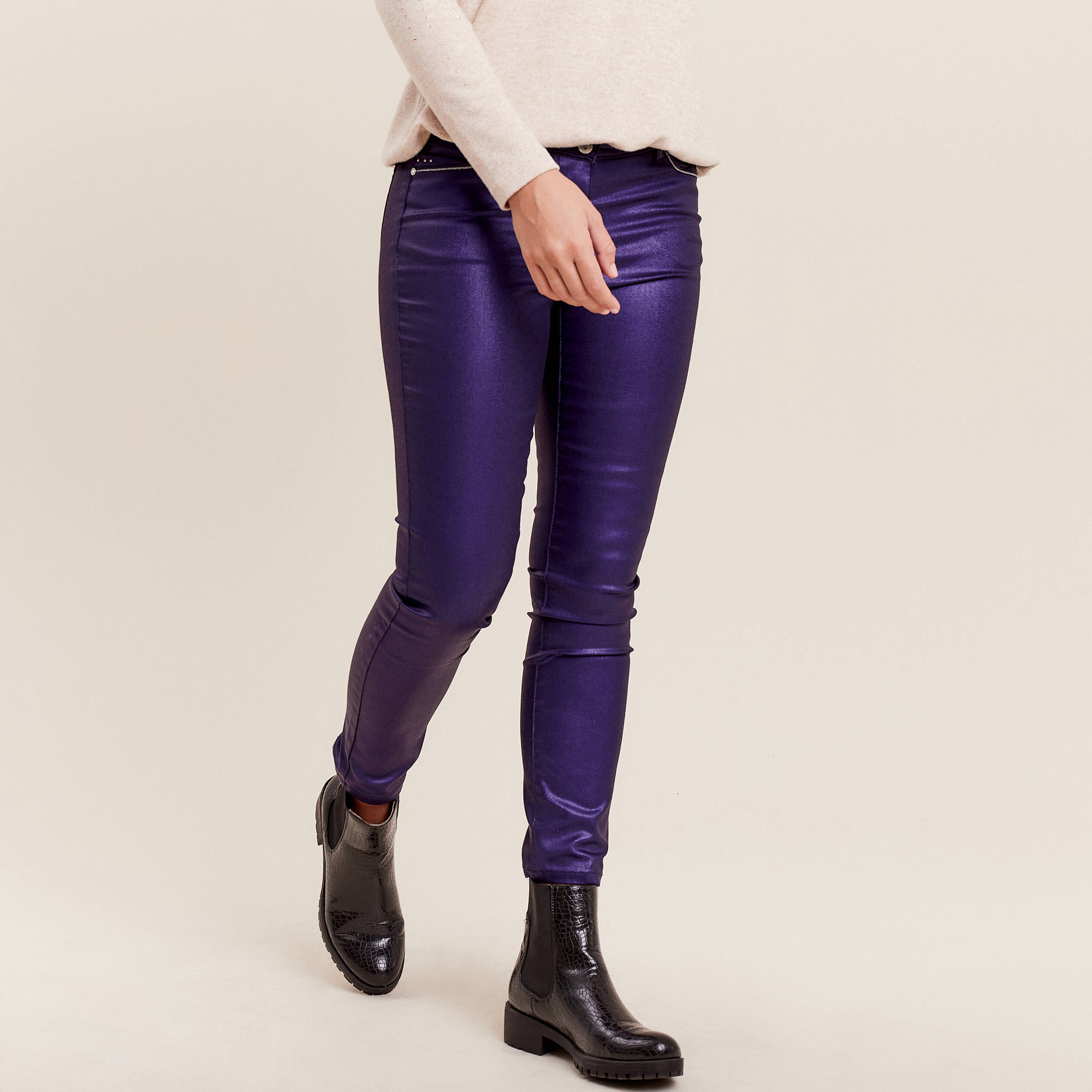 Pantalon ajusté aspect irisé violet foncé femme