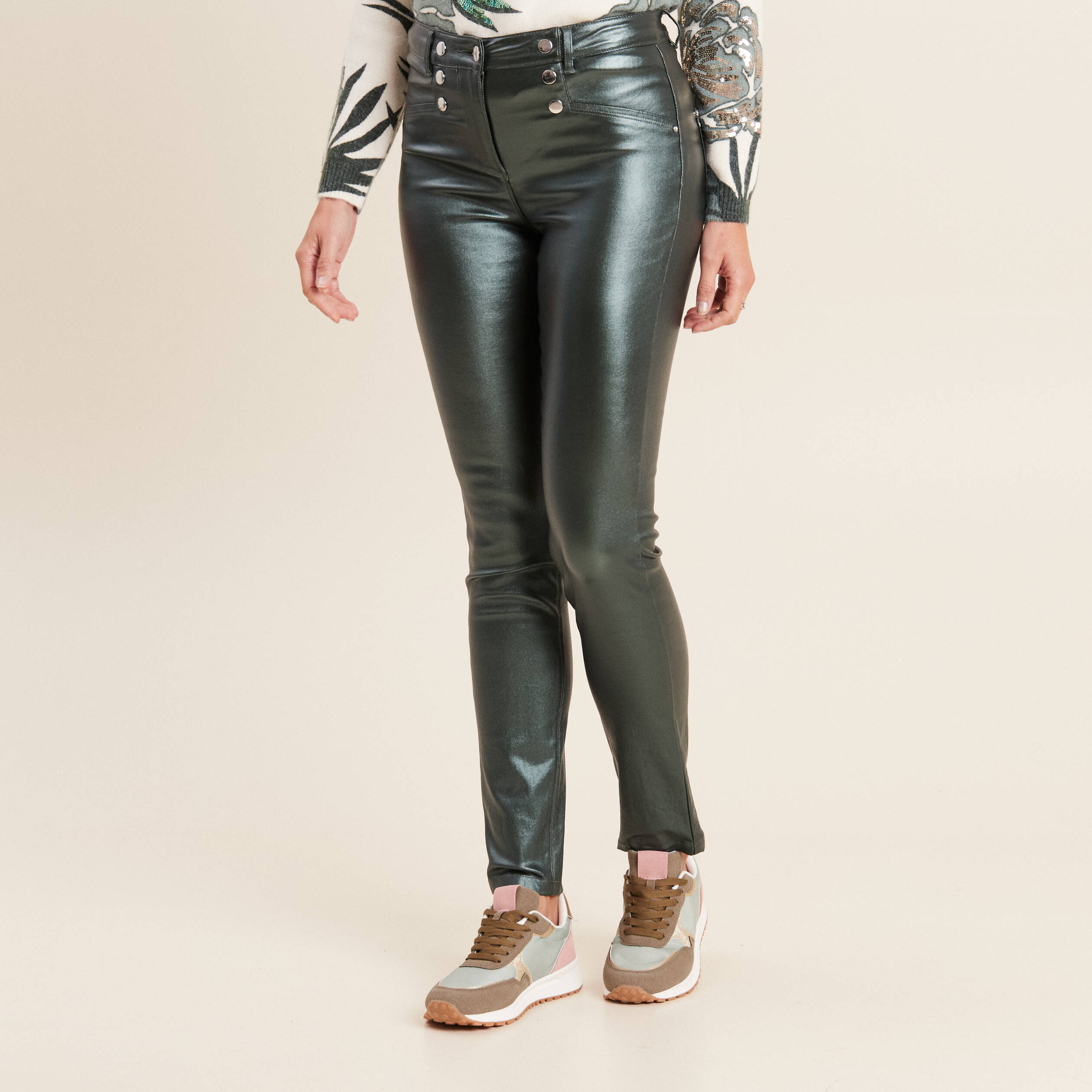 Pantalon ajusté enduit à pont vert foncé femme