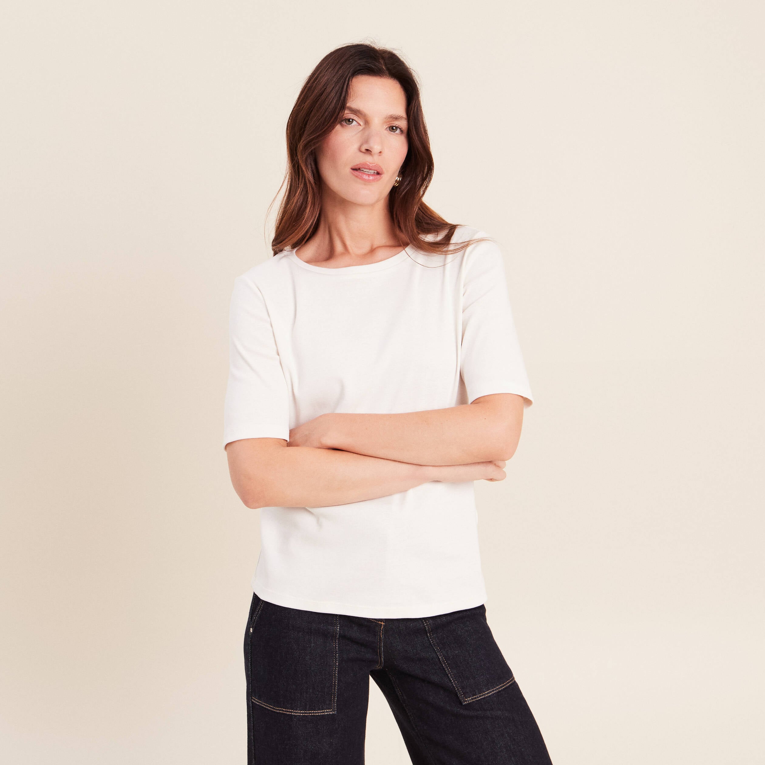 T-shirt ajust&eacute; col rond manches coudes ecru femme
