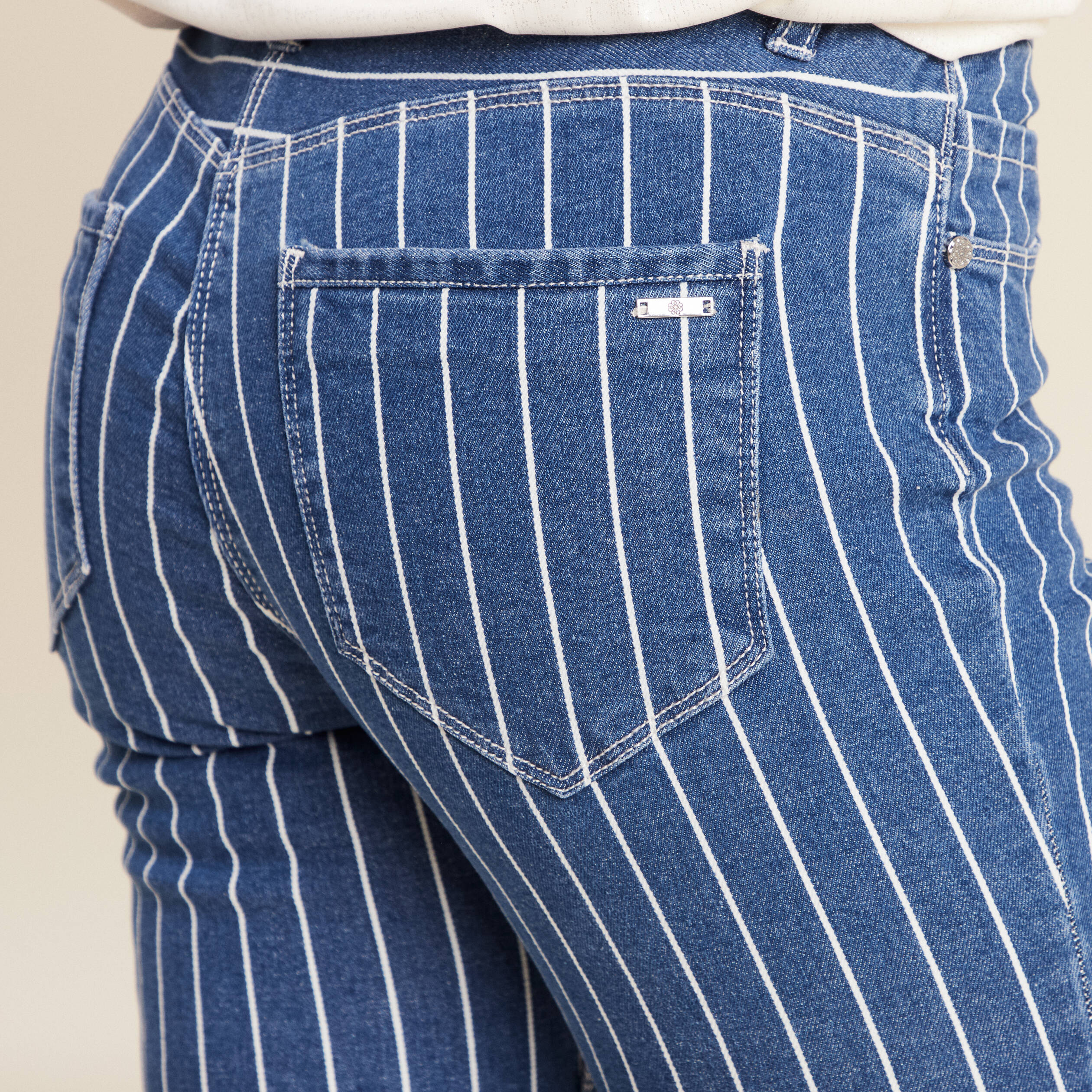 Jean droit taille basculée denim stone femme