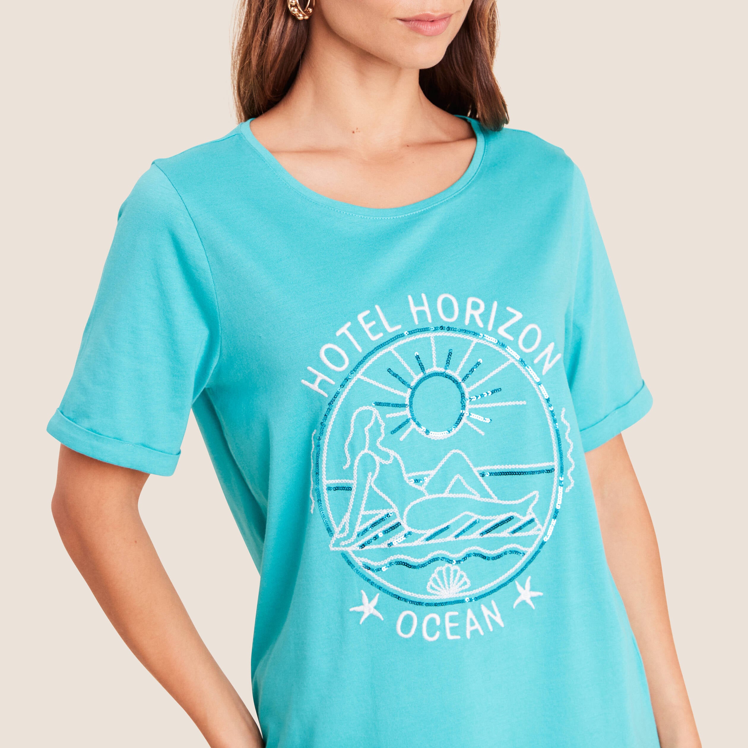 T-shirt col rond manches courtes brod&eacute; vert turquoise femme