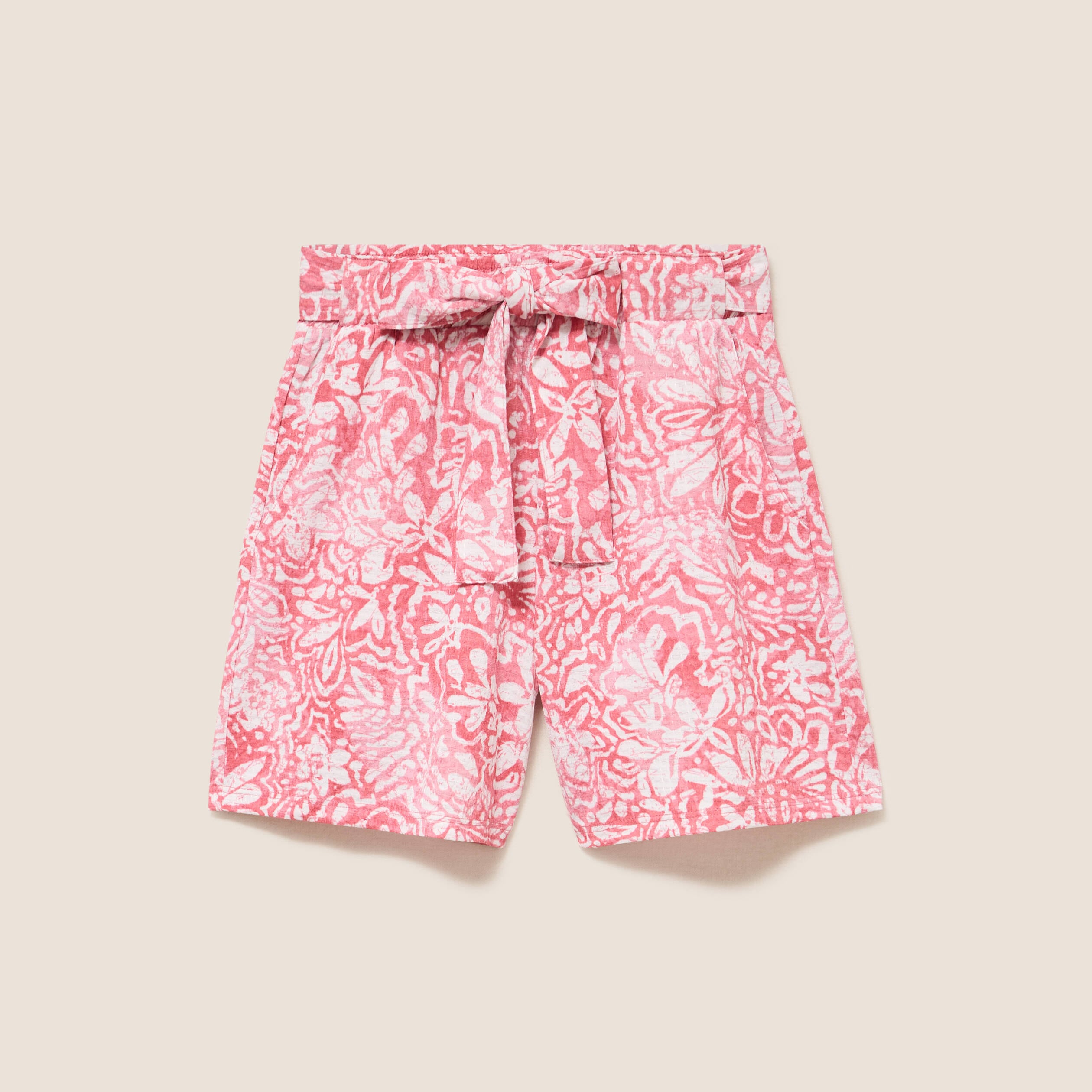 Short droit ceintur&eacute; orange corail femme