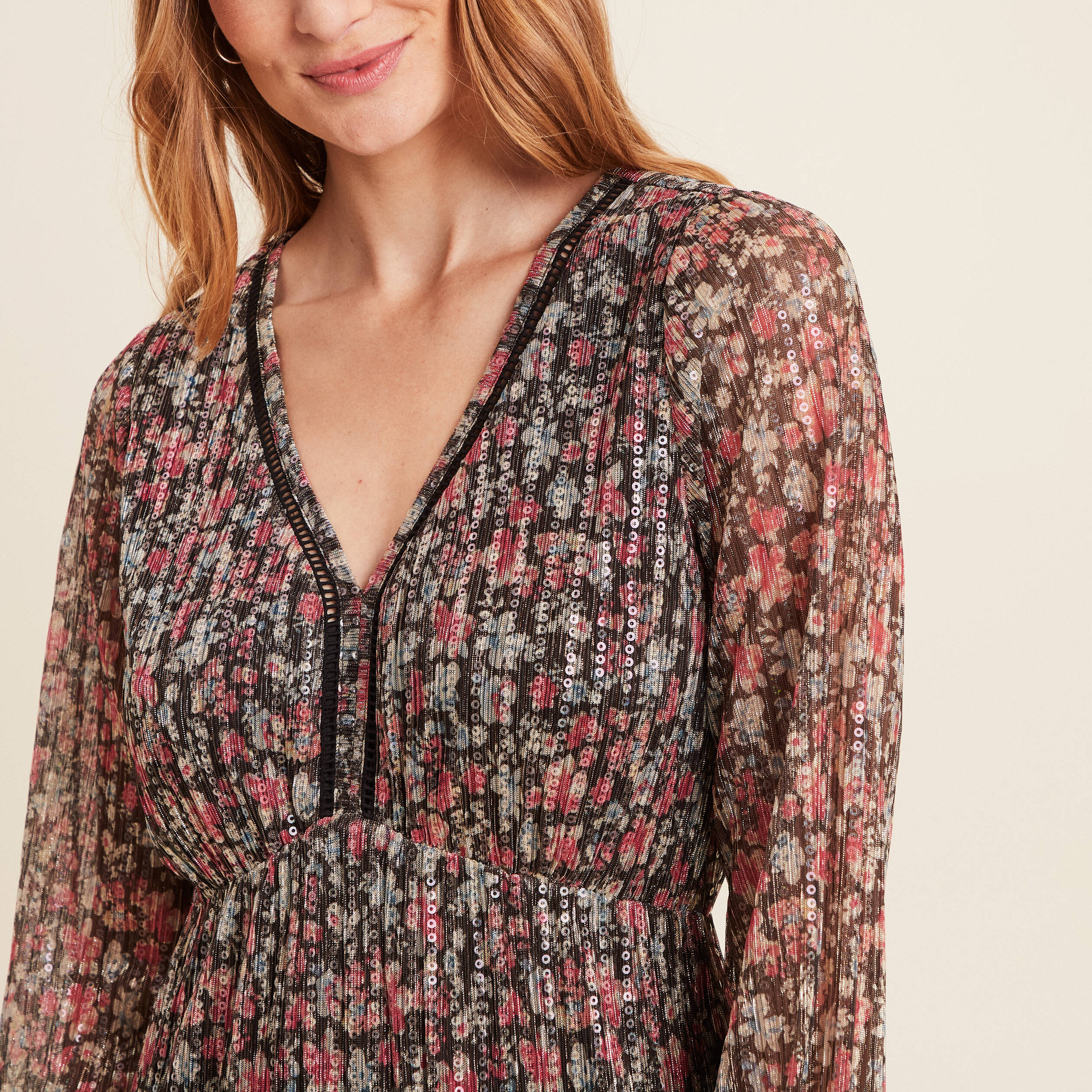 Robe fleurie à sequins évasée rose framboise femme