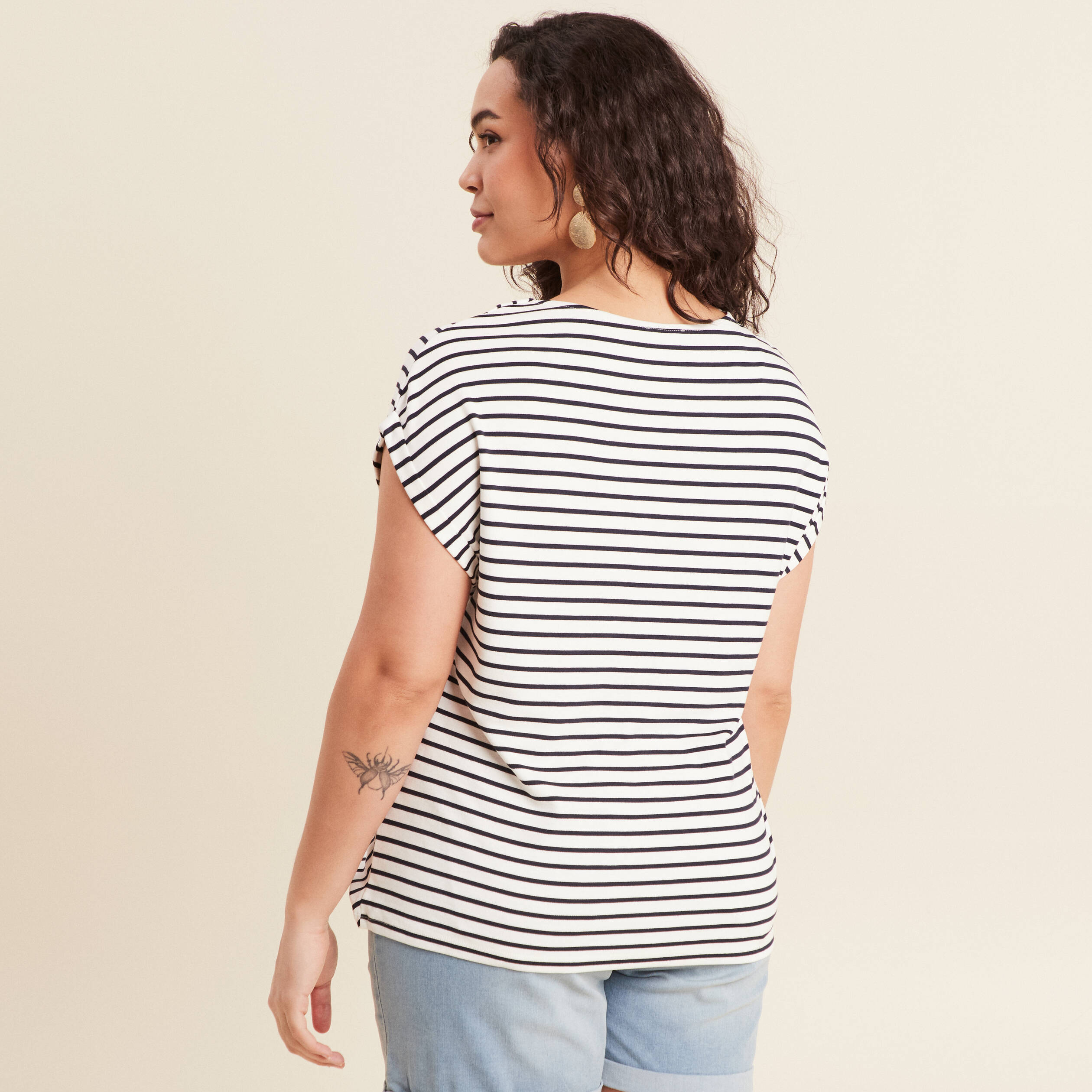 t shirt manches courtes brode blanc femme T-shirt manches courtes brodé blanc femme