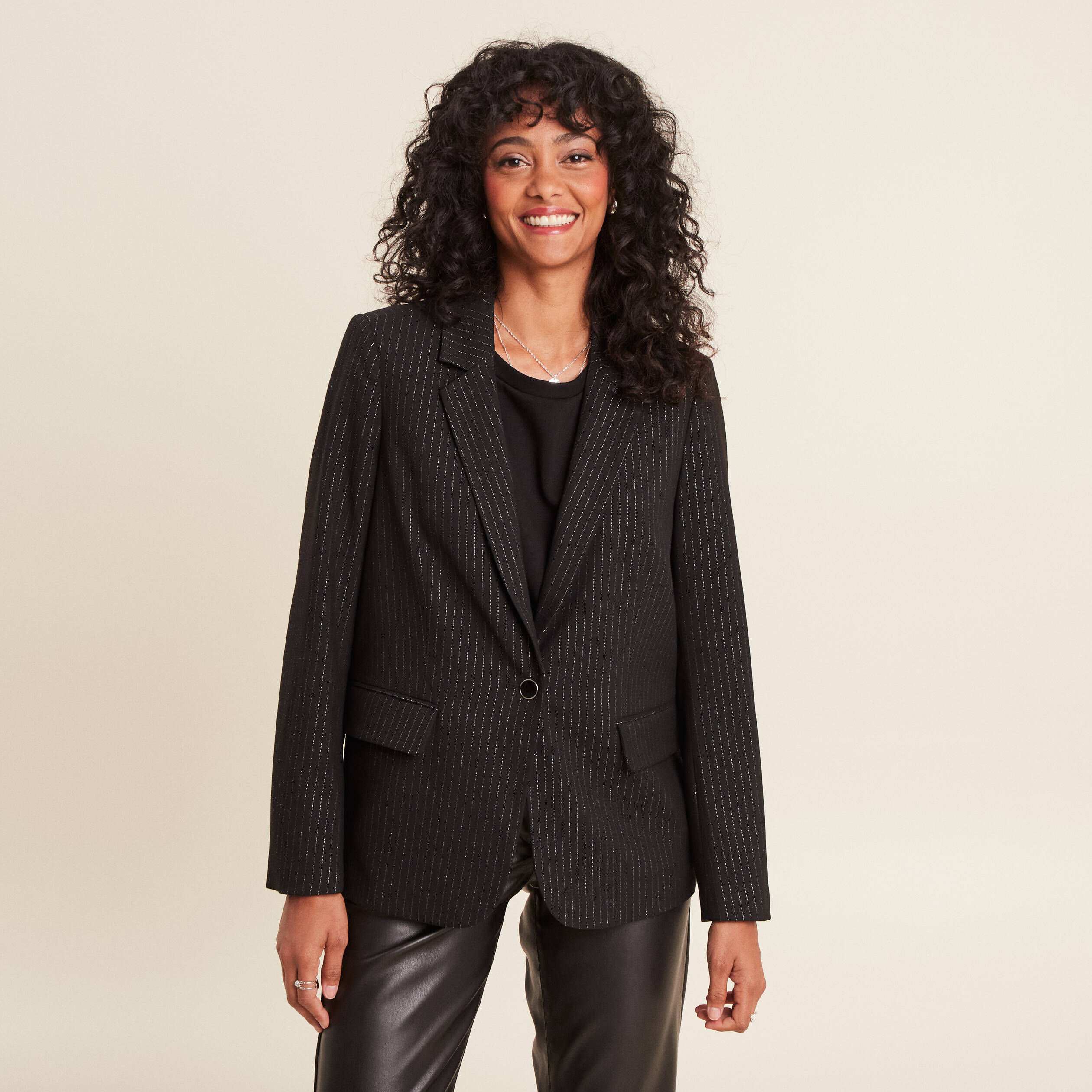 Veste tailleur cintree noir femme Breal