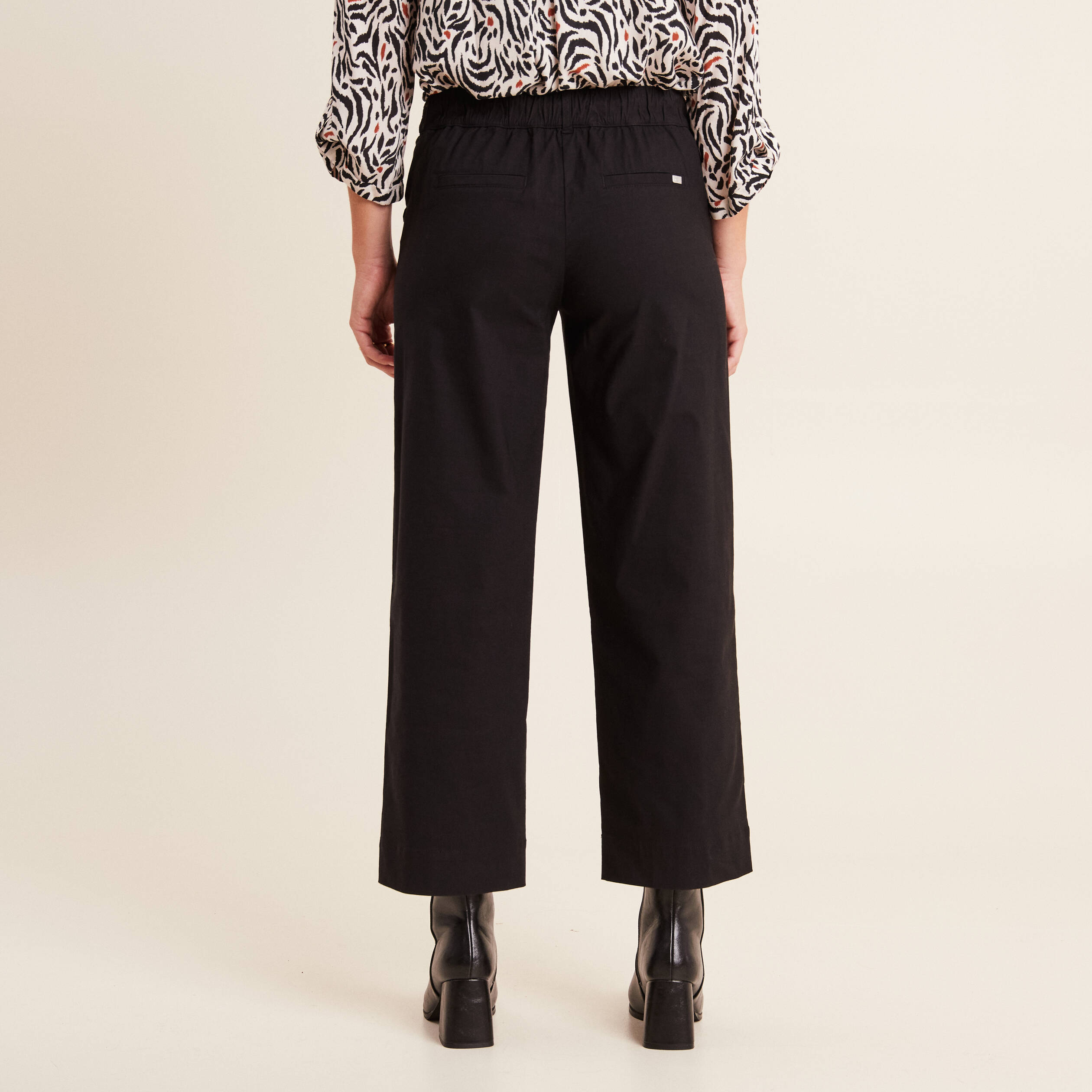 Pantalon large 7/8ème noir femme