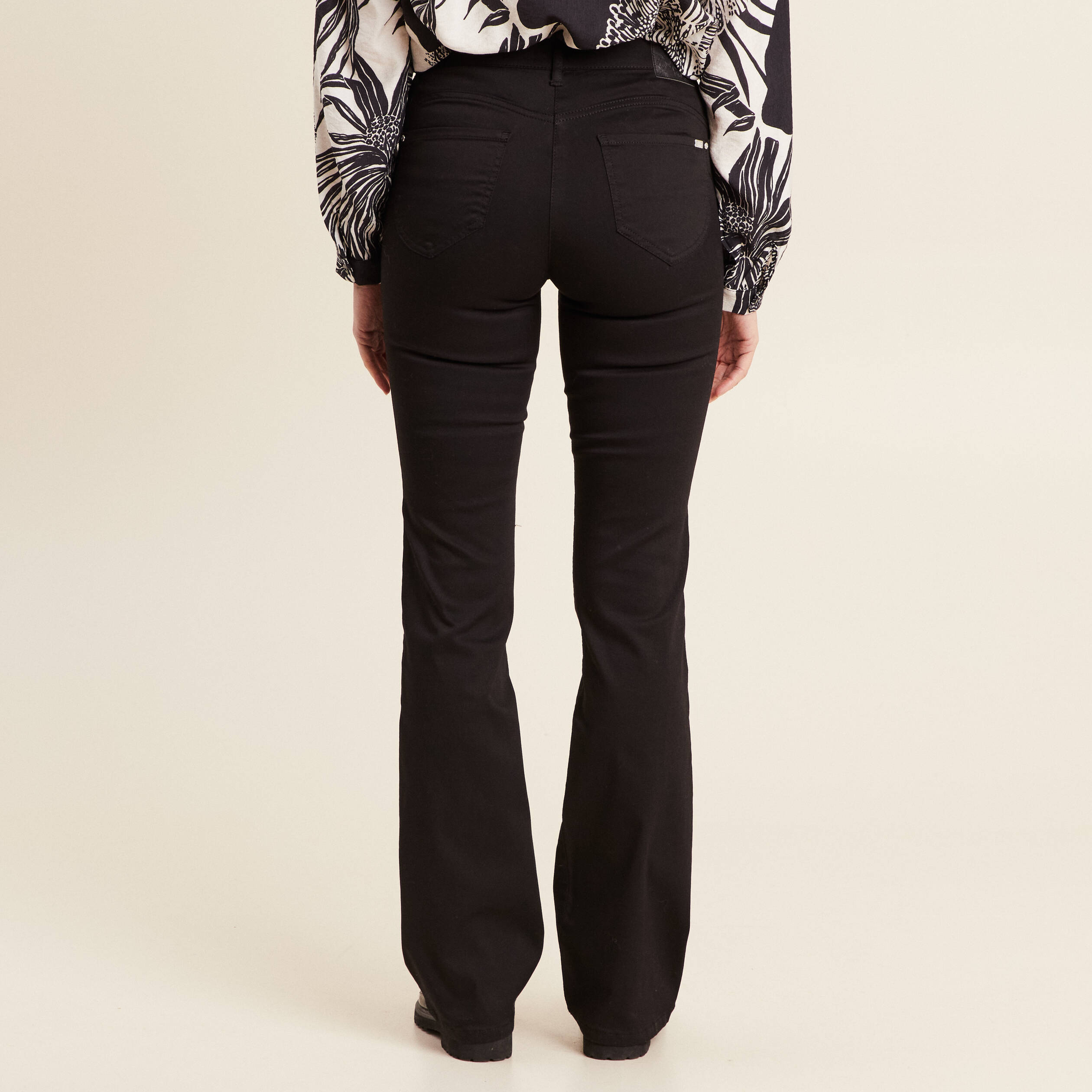 Pantalon léger bootcut taille basculée noir femme