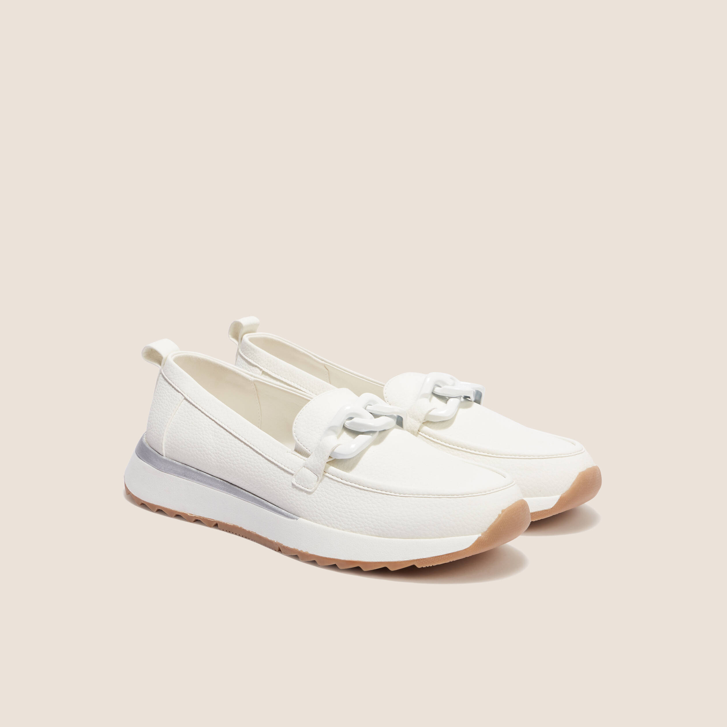 Mocassins détail chaîne blanc femme