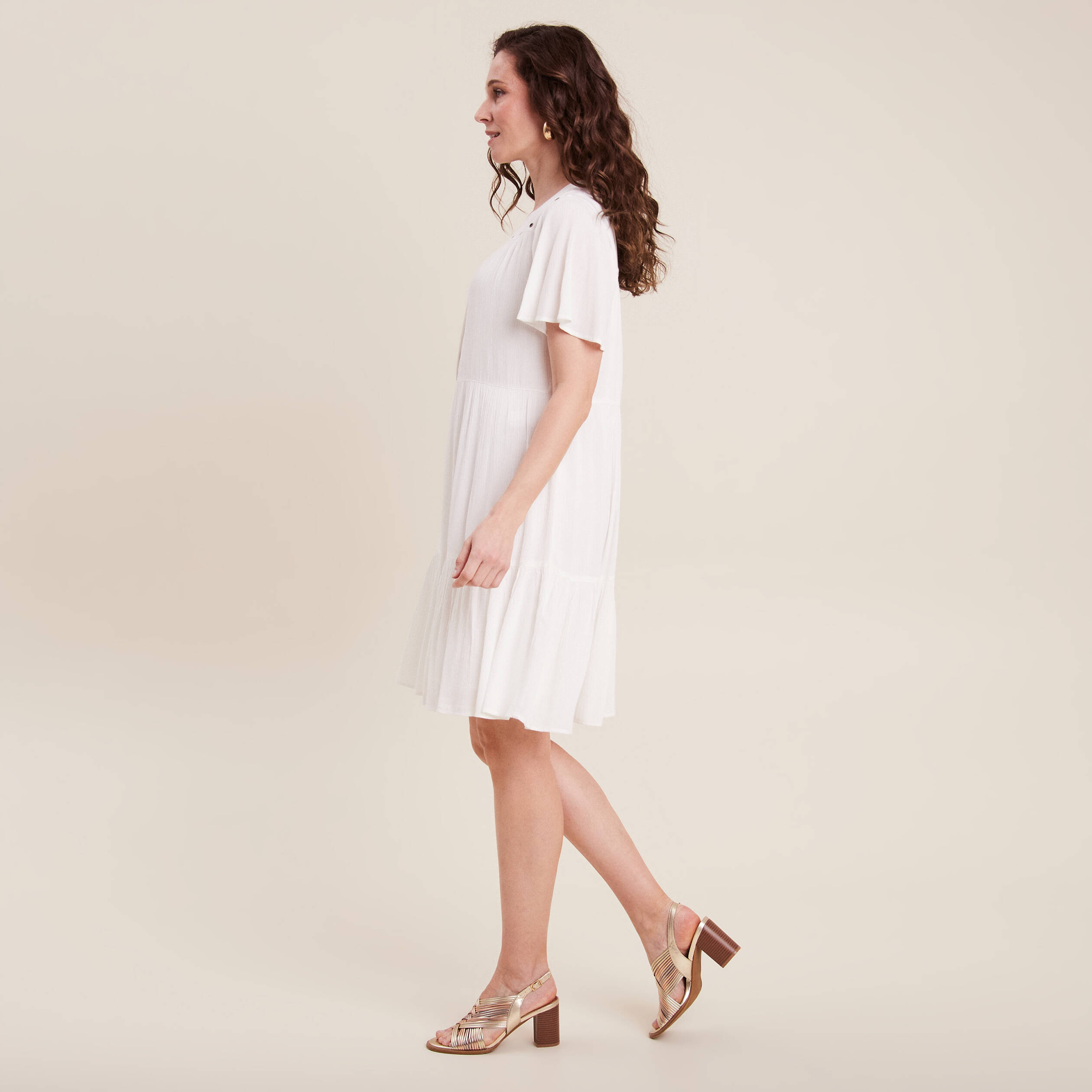 Robe évasée oeillets et clous ecru femme