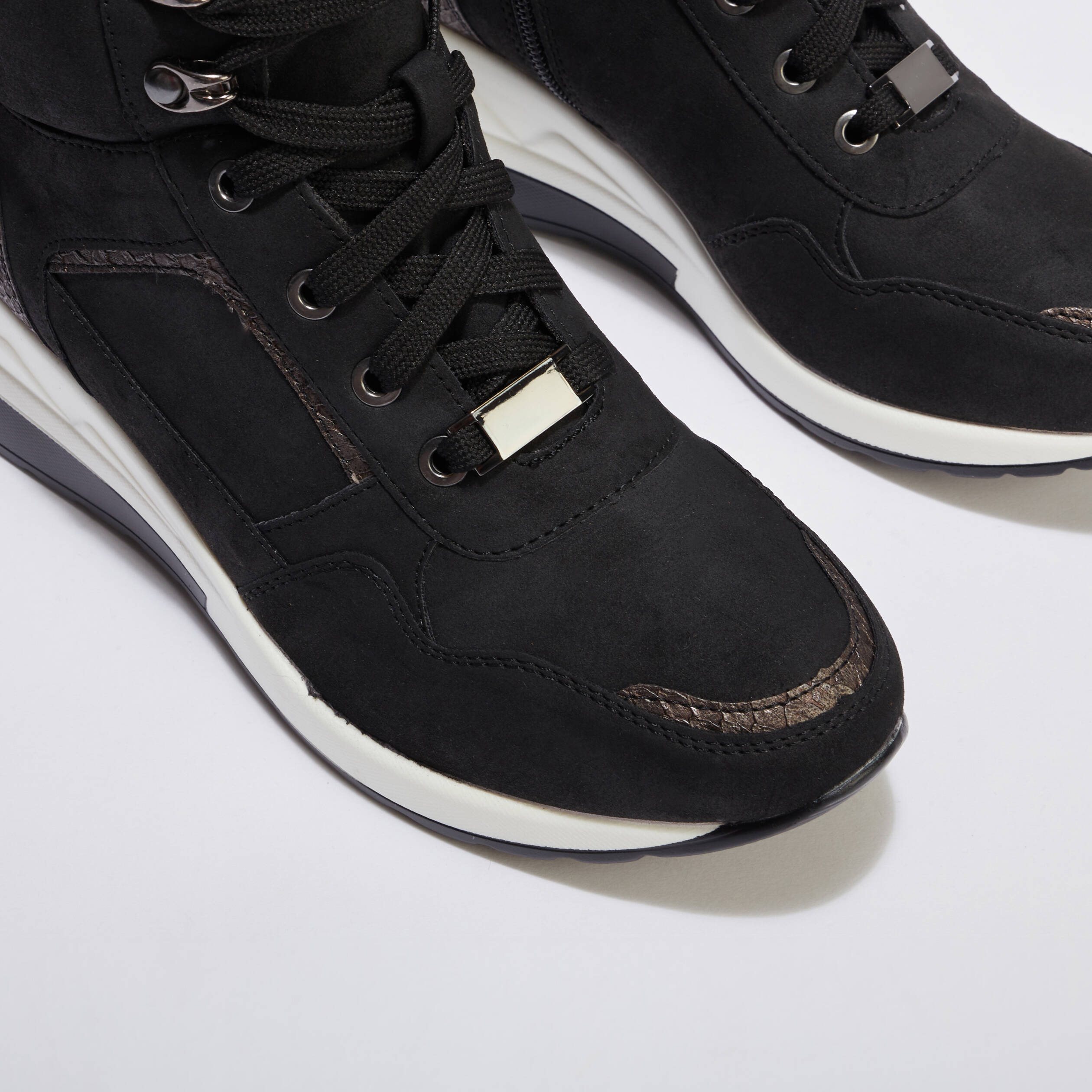 Chaussure montante noire deals