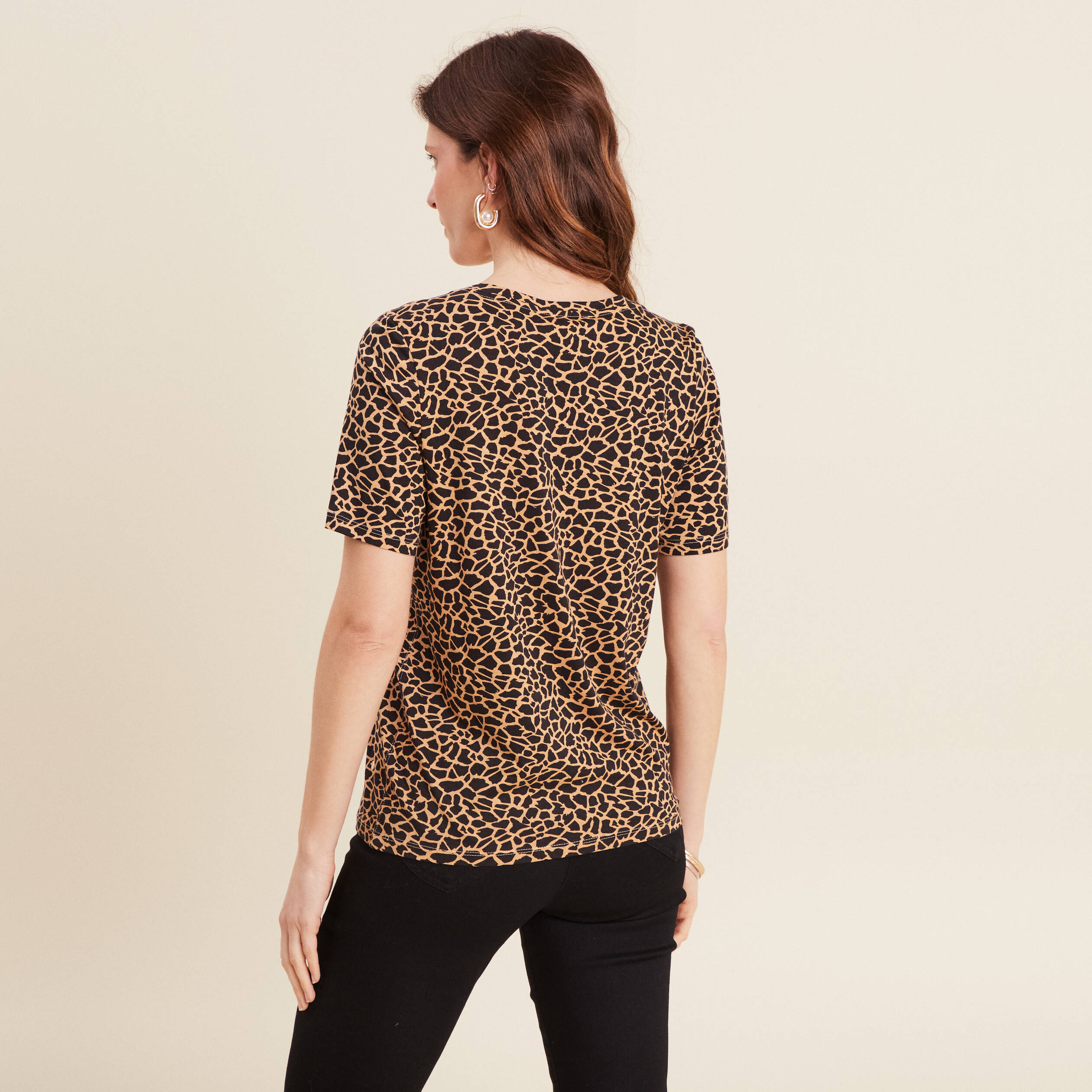 t shirt col v manches courtes noir femme T-shirt col V manches courtes noir femme