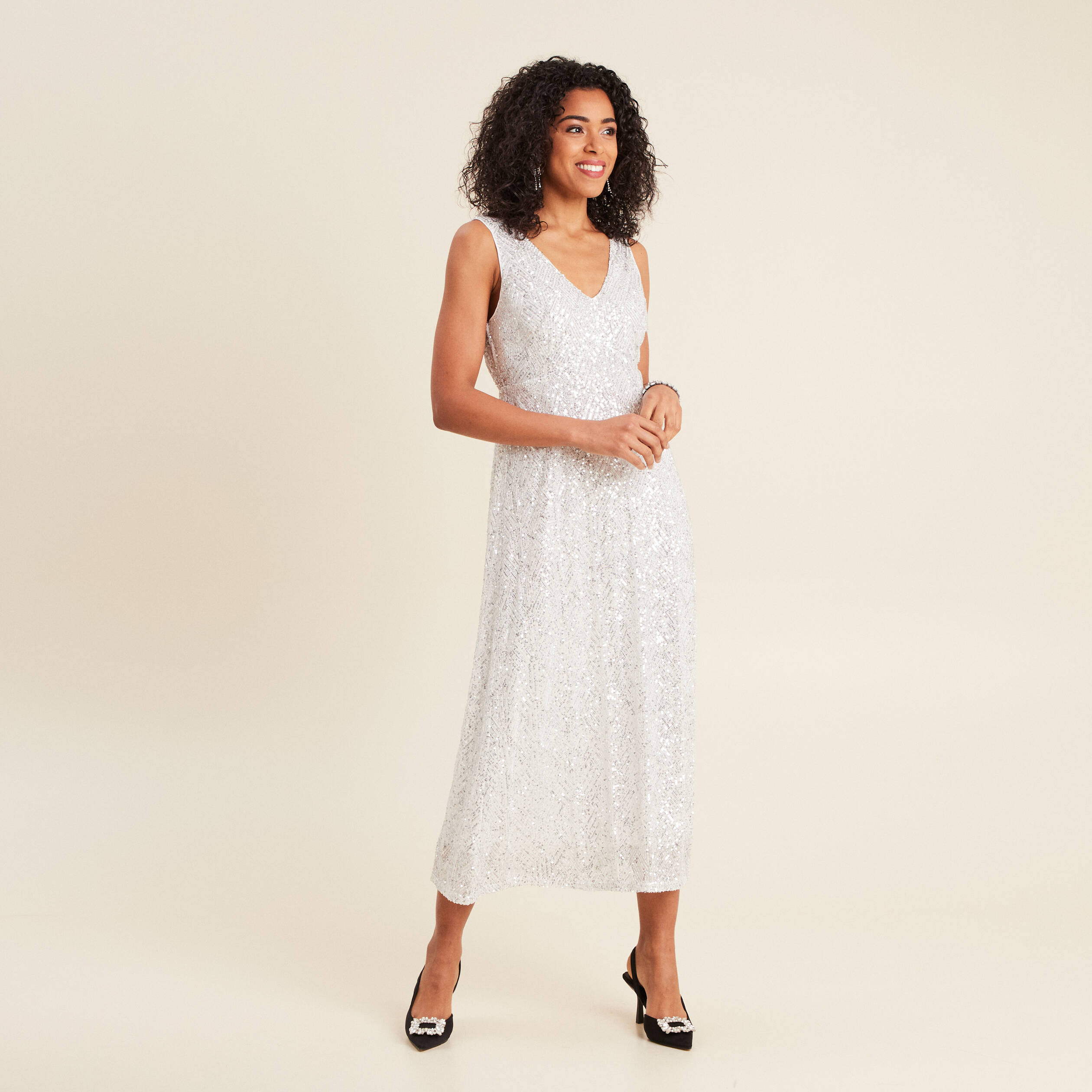 Robe longue ajustée sequins couleur argent femme
